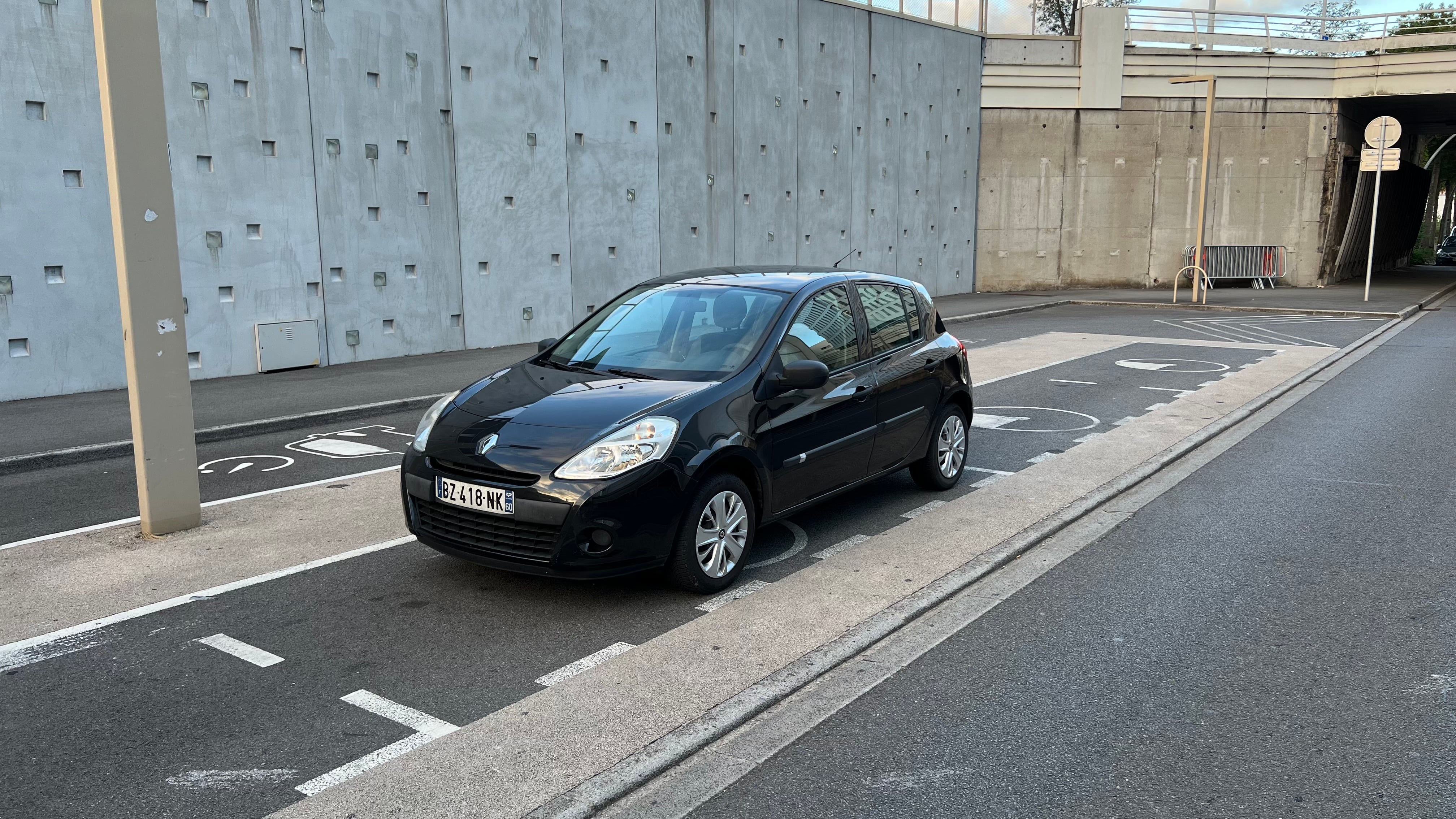Renault Clio 3 essence, 2011, Essence 95