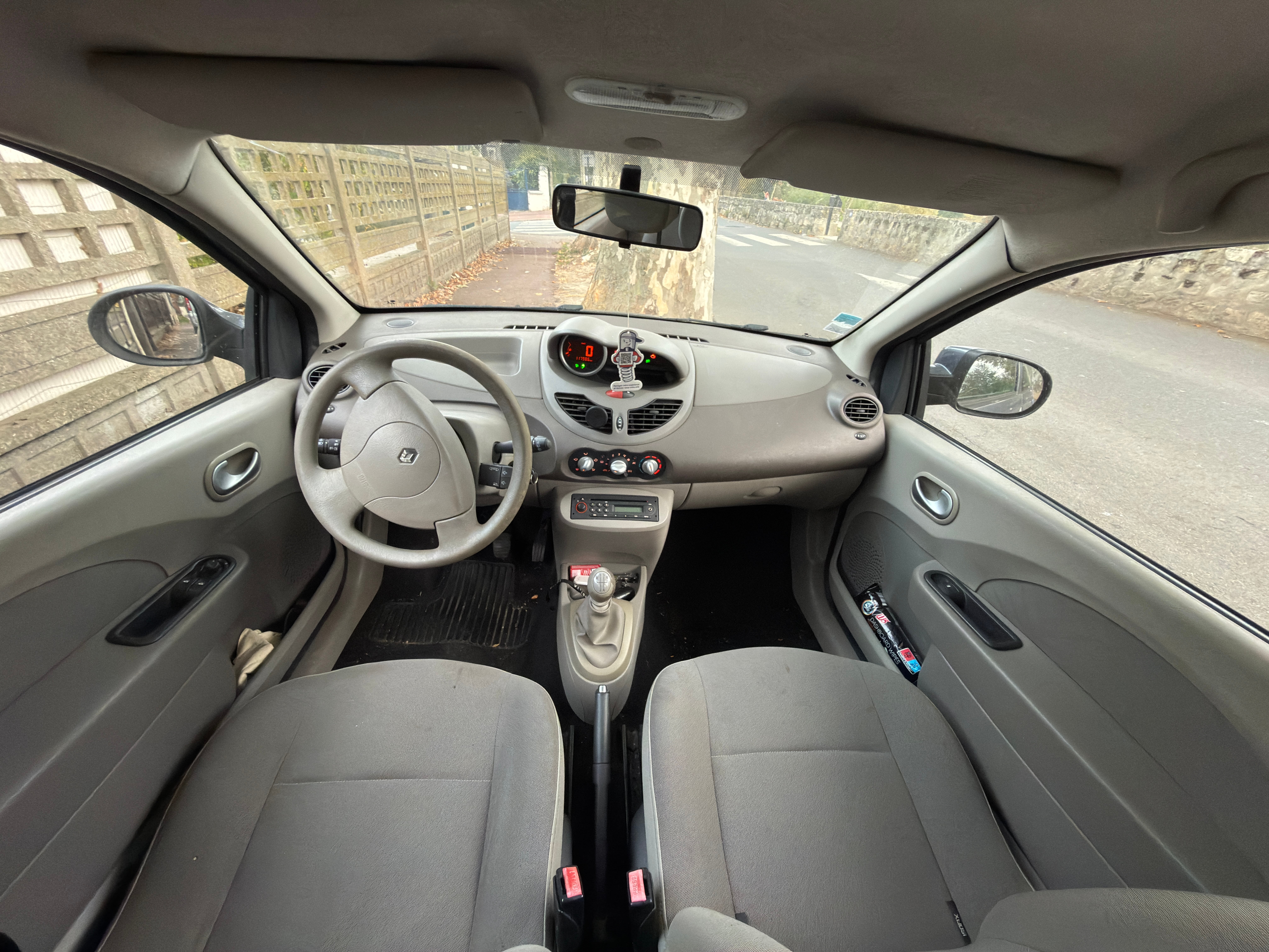 Renault Twingo II 1.2L 75cv, 2011, Essence 98