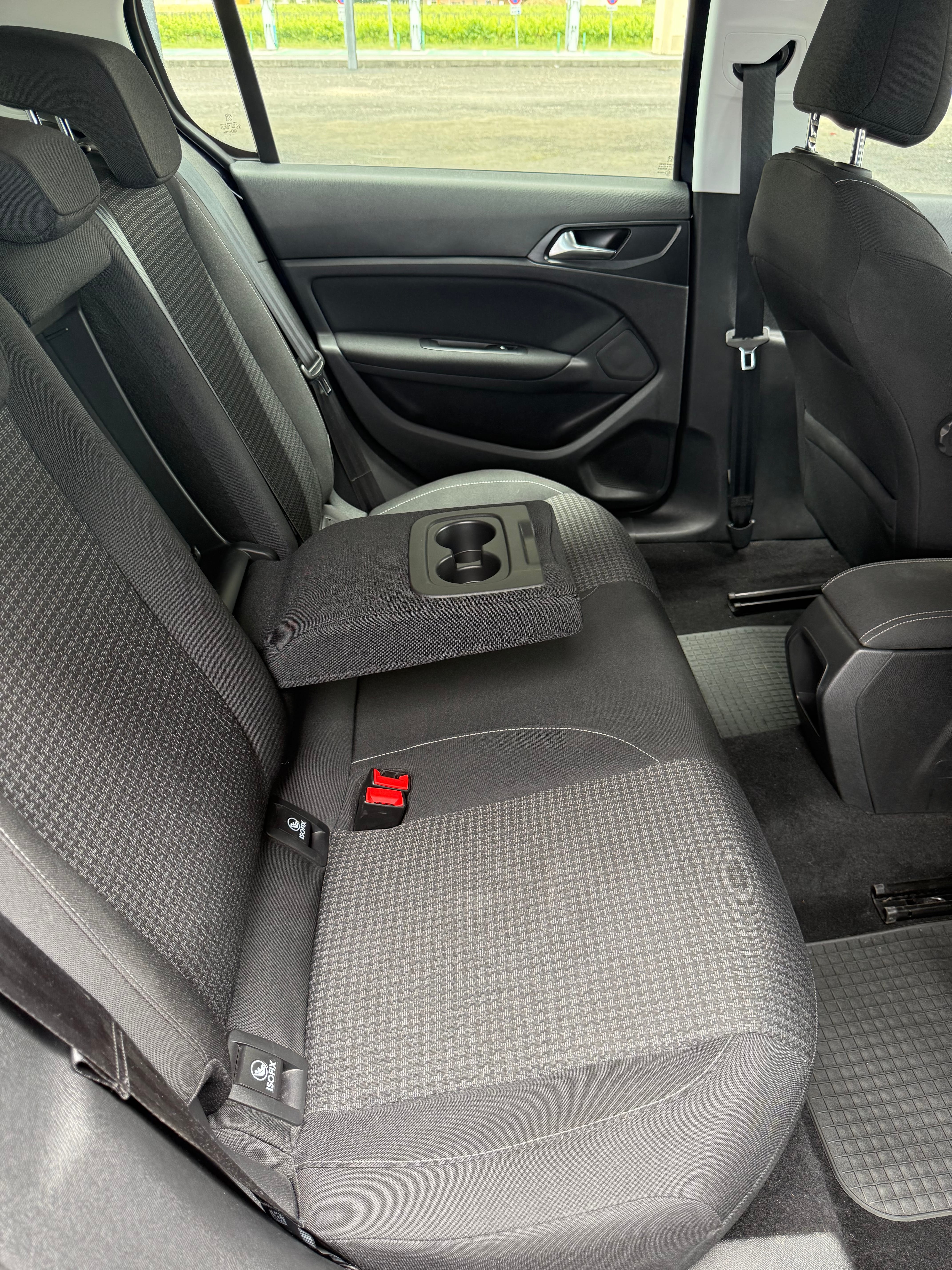 Peugeot 308 110 cv avec Audio Bluetooth