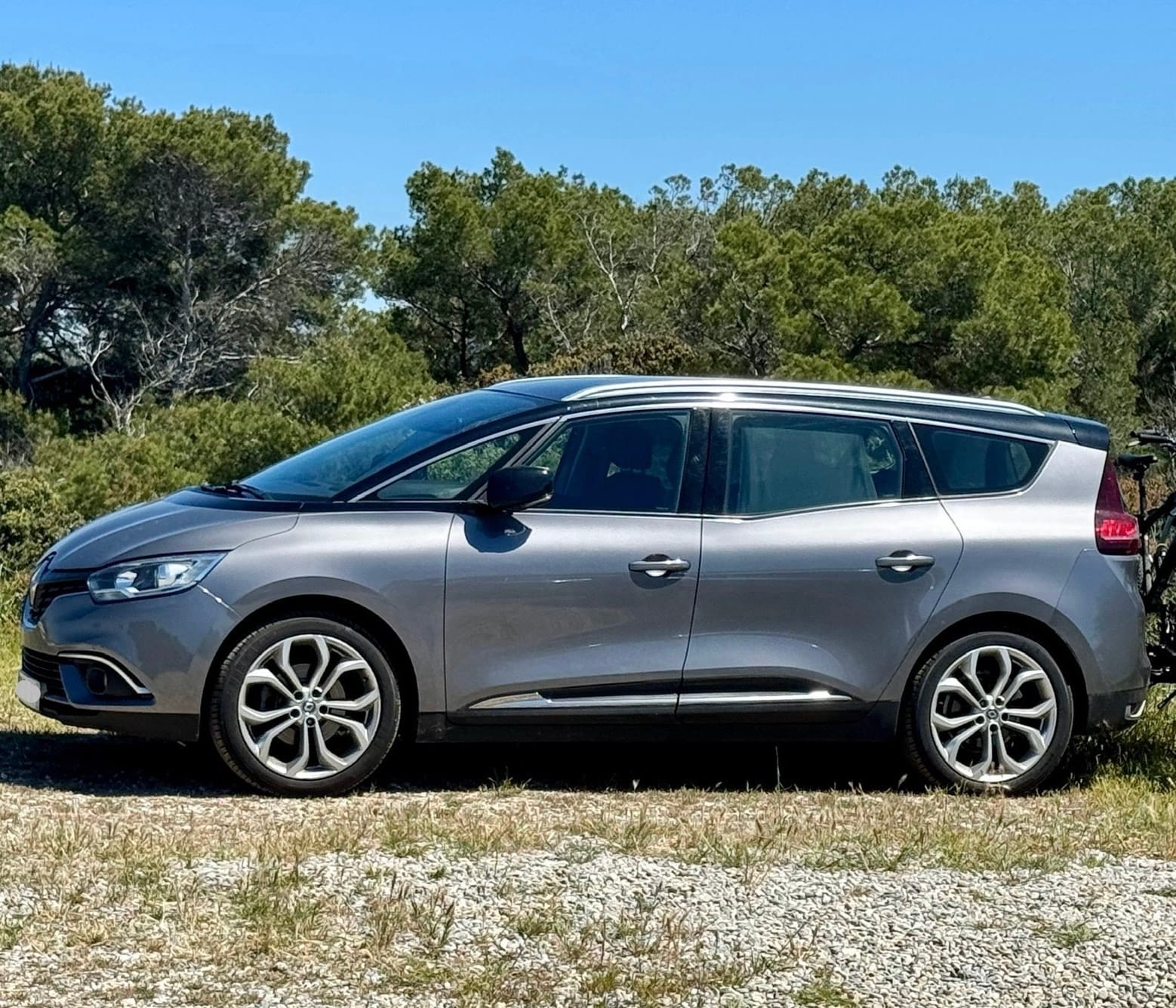 Renault Grand Scenic avec Climatisation