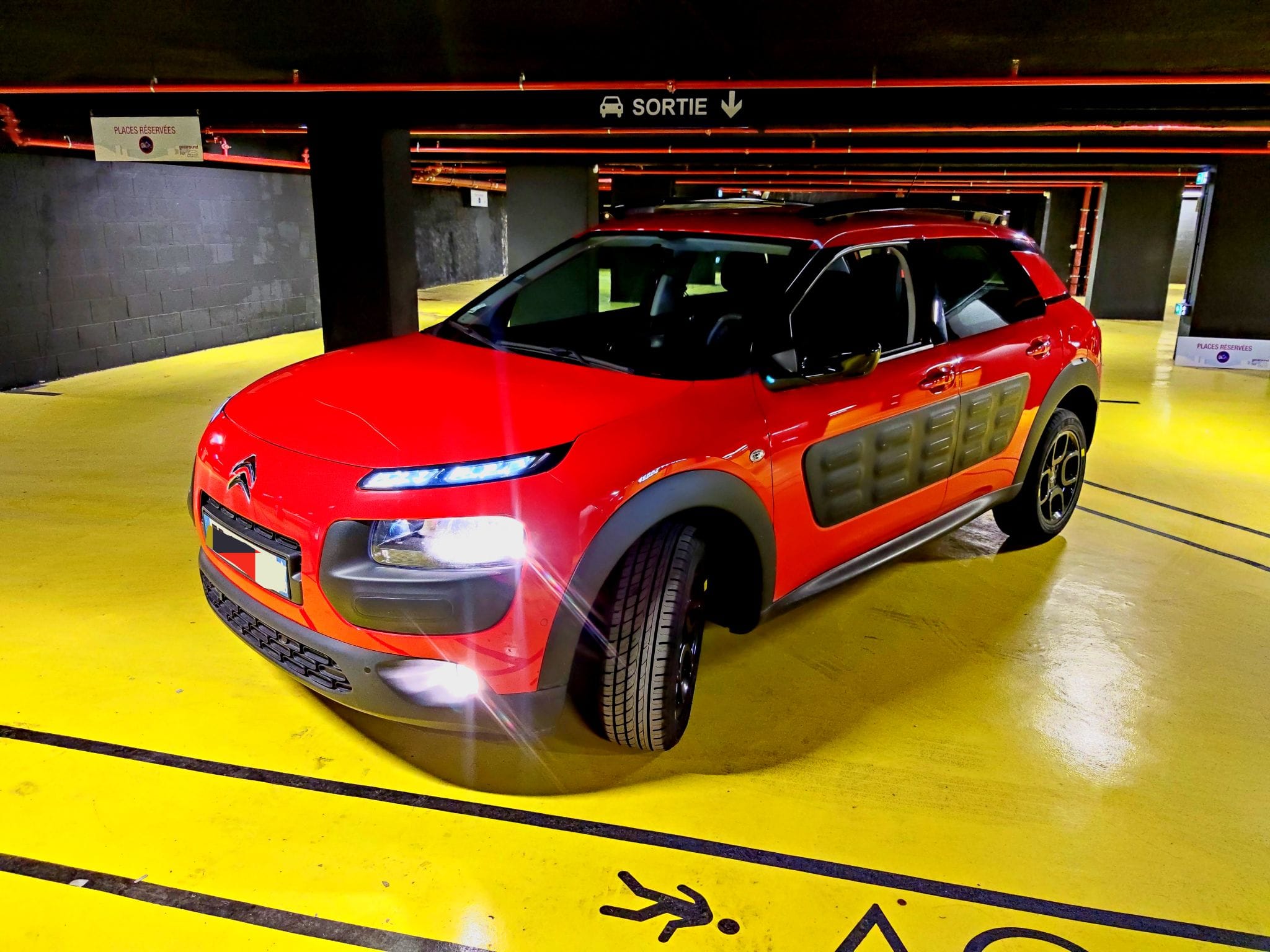 Citroen C4 Cactus EB468KH, 2016, Essence 95, automatique