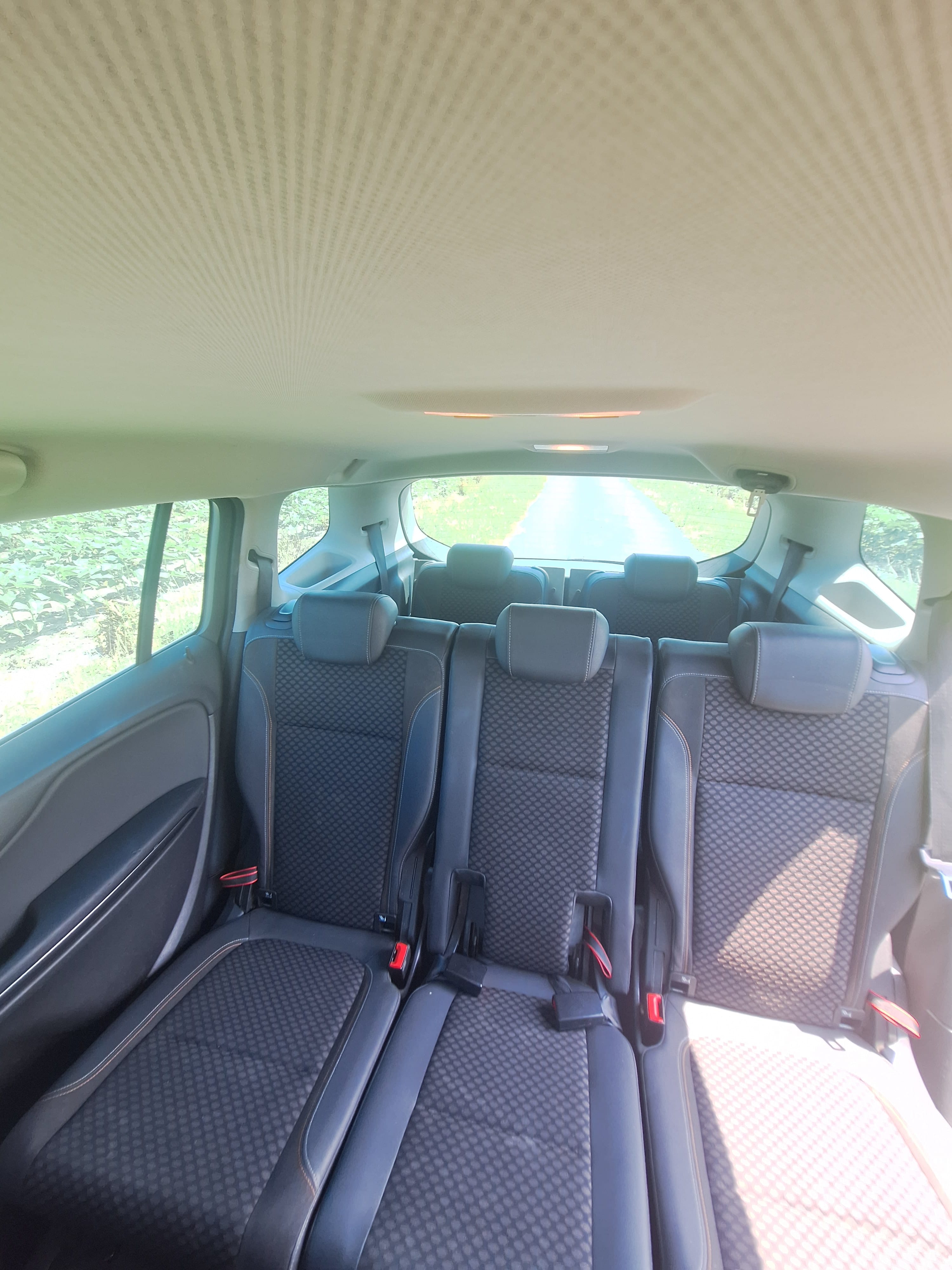 Opel Zafira C Ethanol E85 Flexfuel 1.4 Turbo 140 cv avec Siège bébé