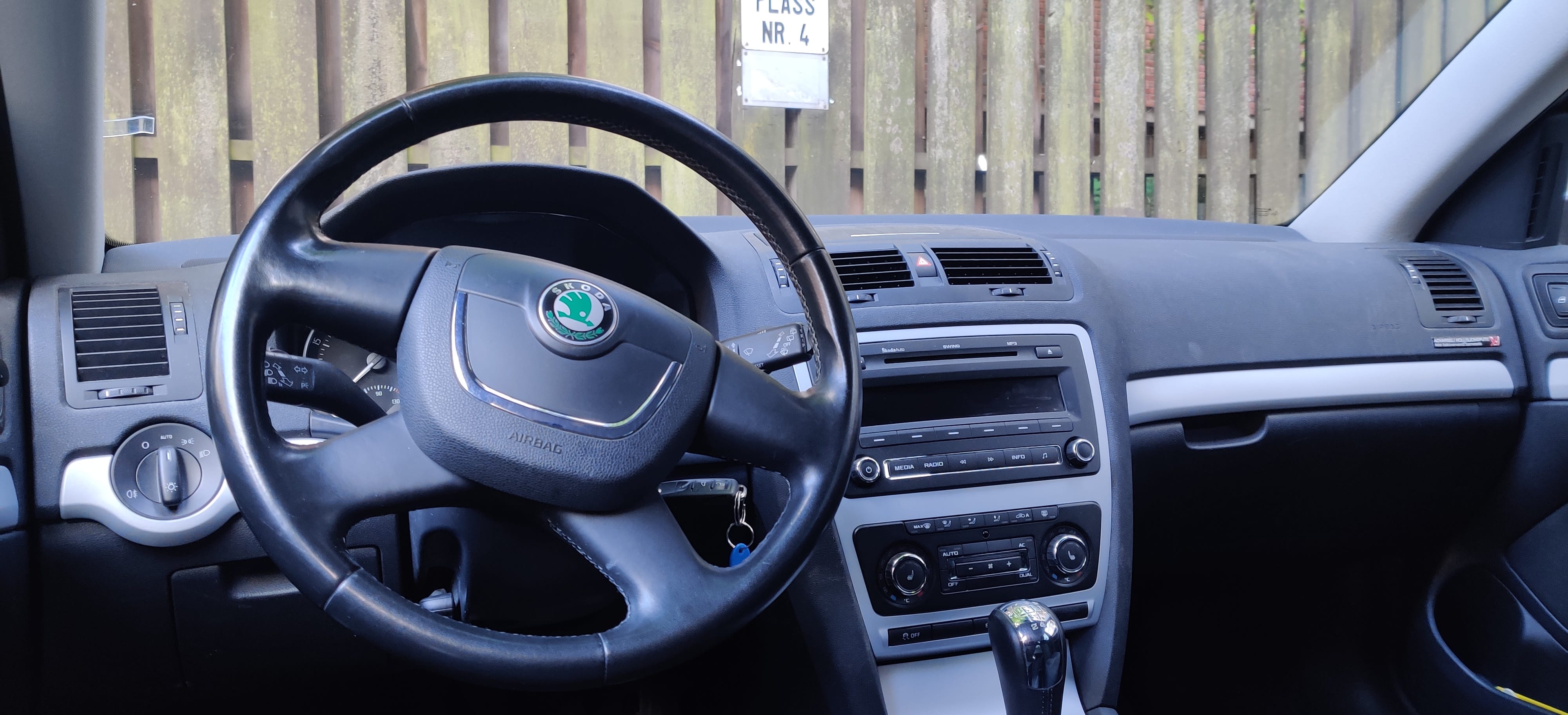 Skoda Octavia med Skiboks