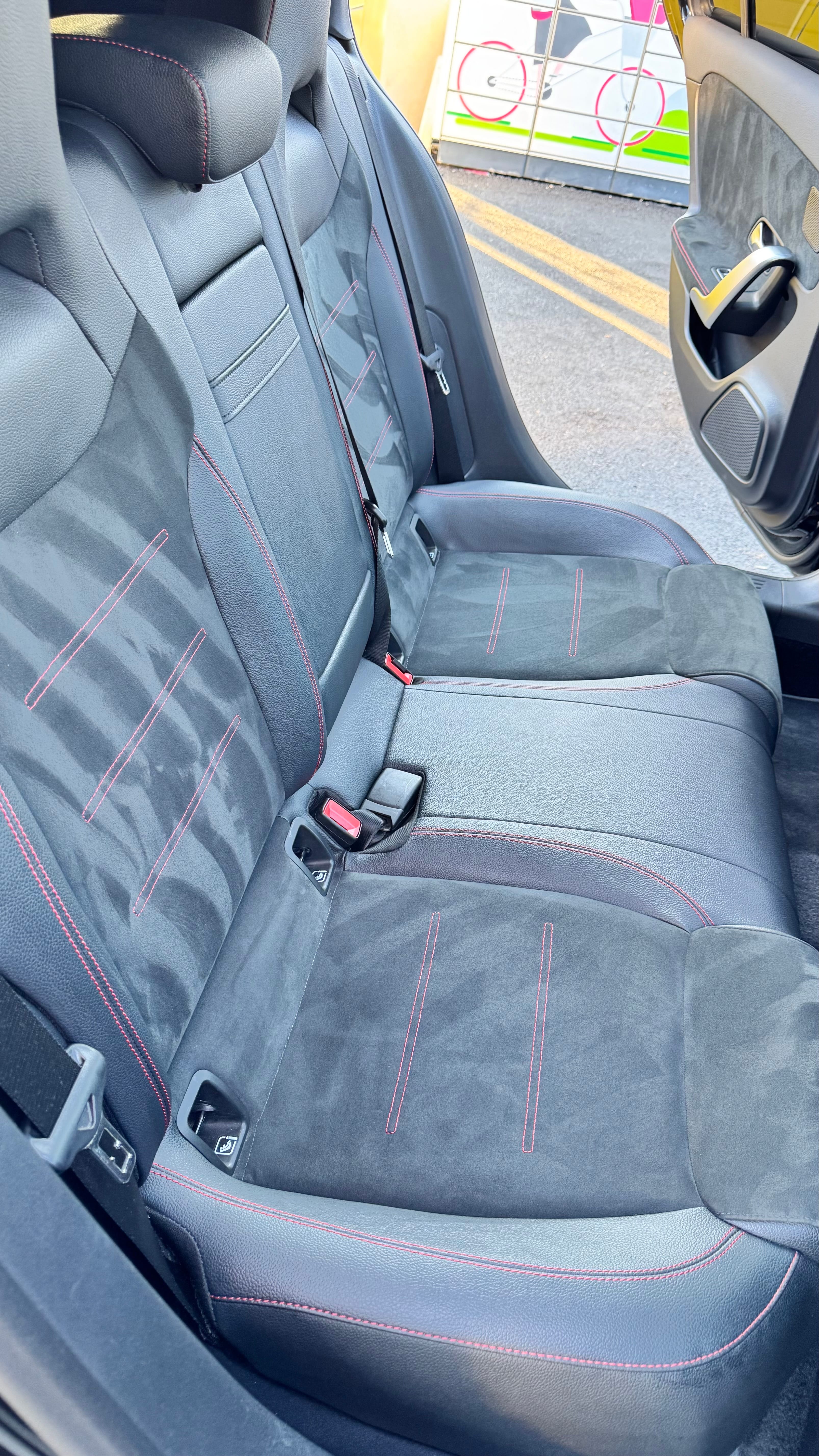 Mercedes-Benz Classe A 250 e avec Régulateur de vitesse