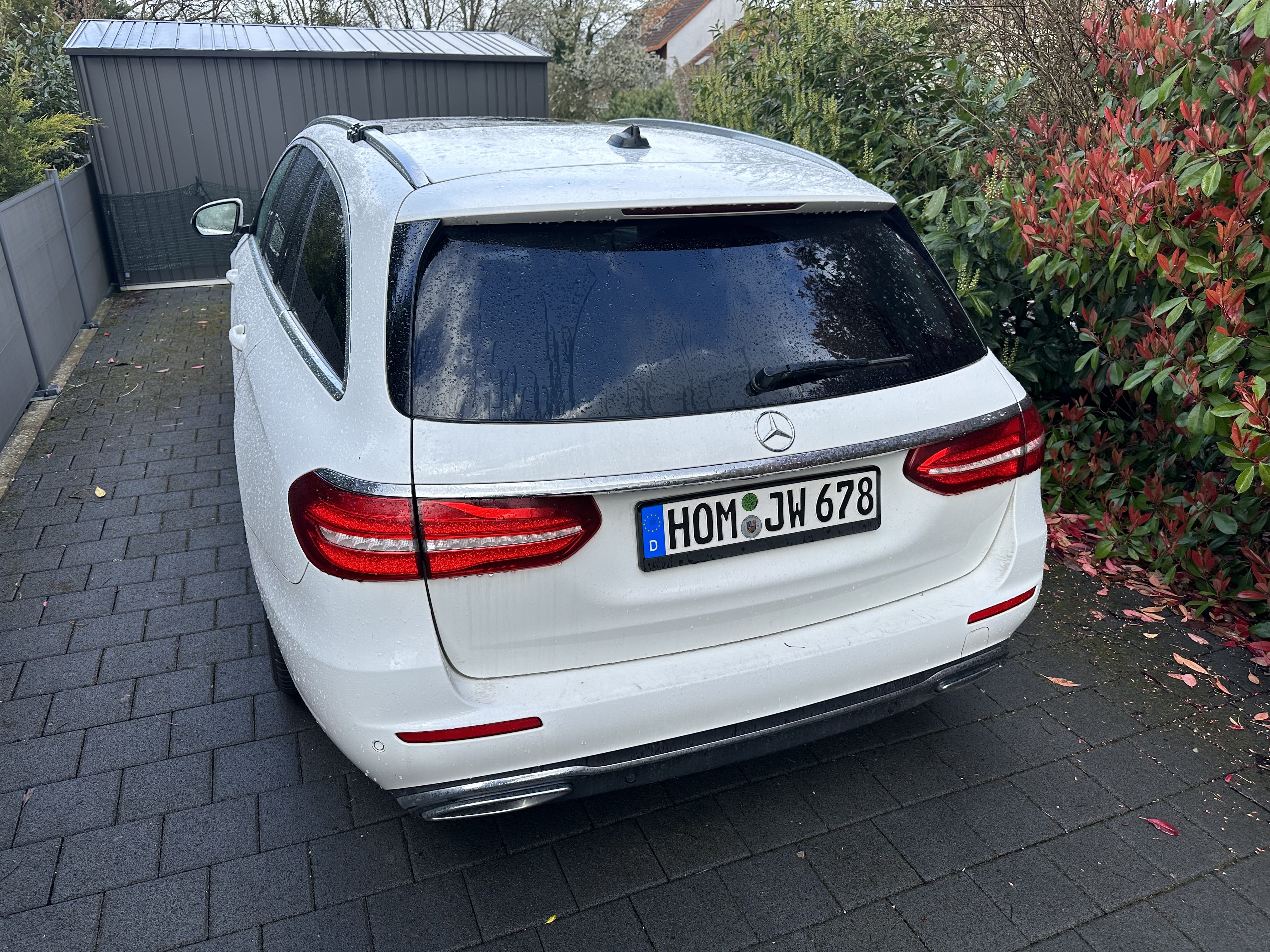 Mercedes-Benz E-Klasse T-Model mit Navigationsgerät