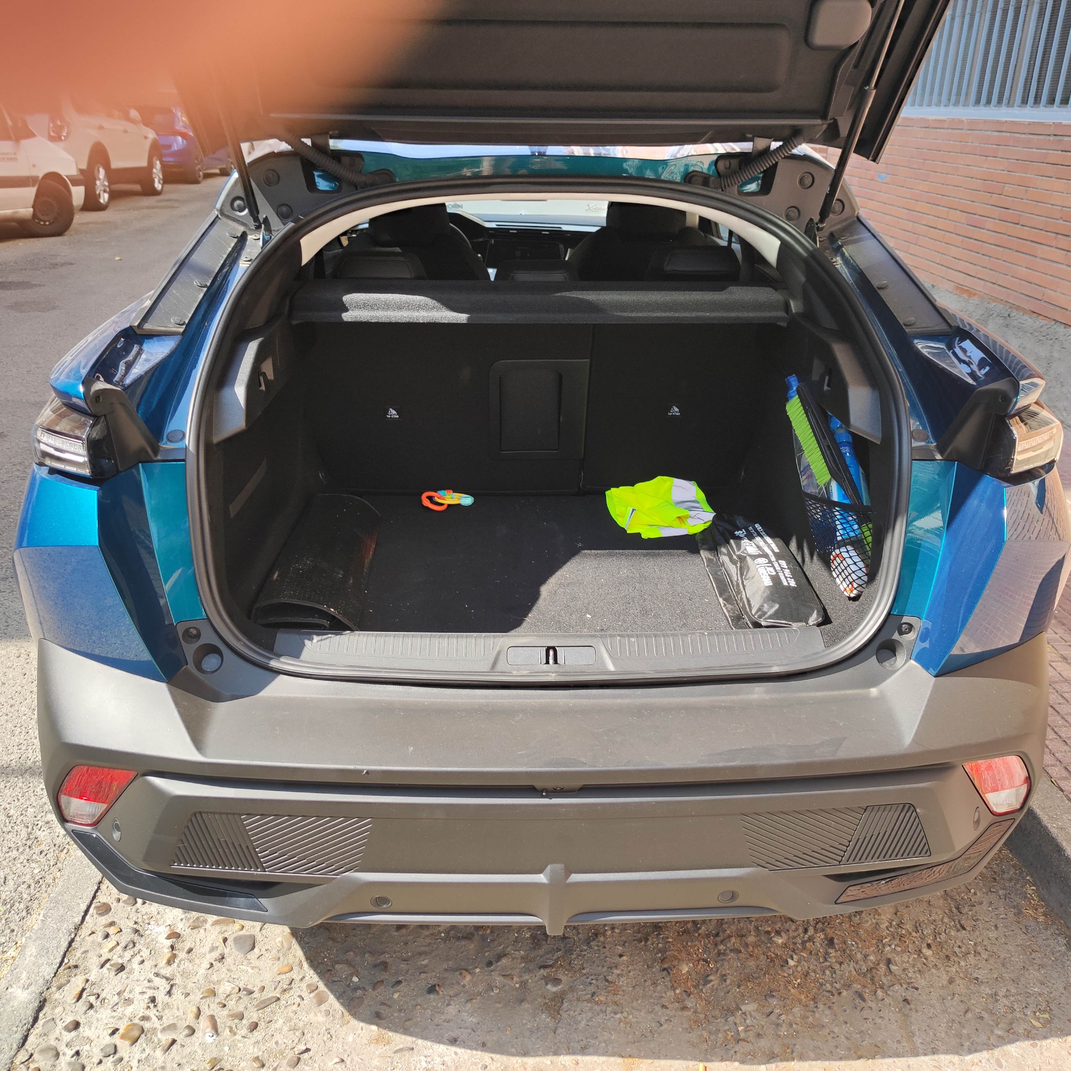 Peugeot 408 con Android Auto