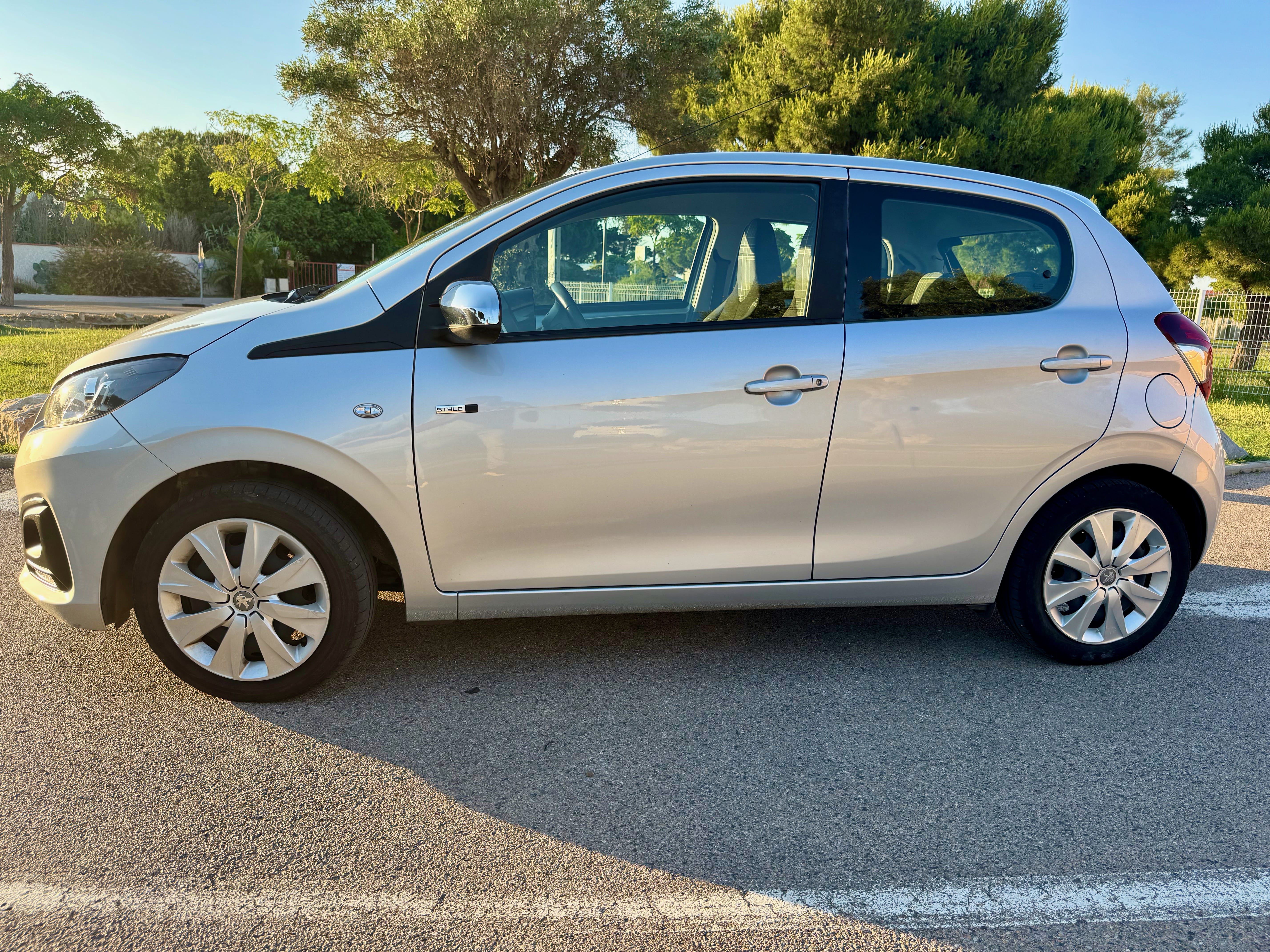Peugeot 108 CLIMATISATION - ECRAN TACTILE BLUETOOTH - 5 PORTES avec Climatisation