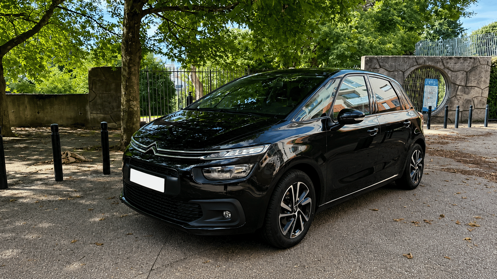 Citroen C4 Spacetourer PURETECH 130 S&S EAT8 BUSINESS+, 2020, Essence 98, automatique