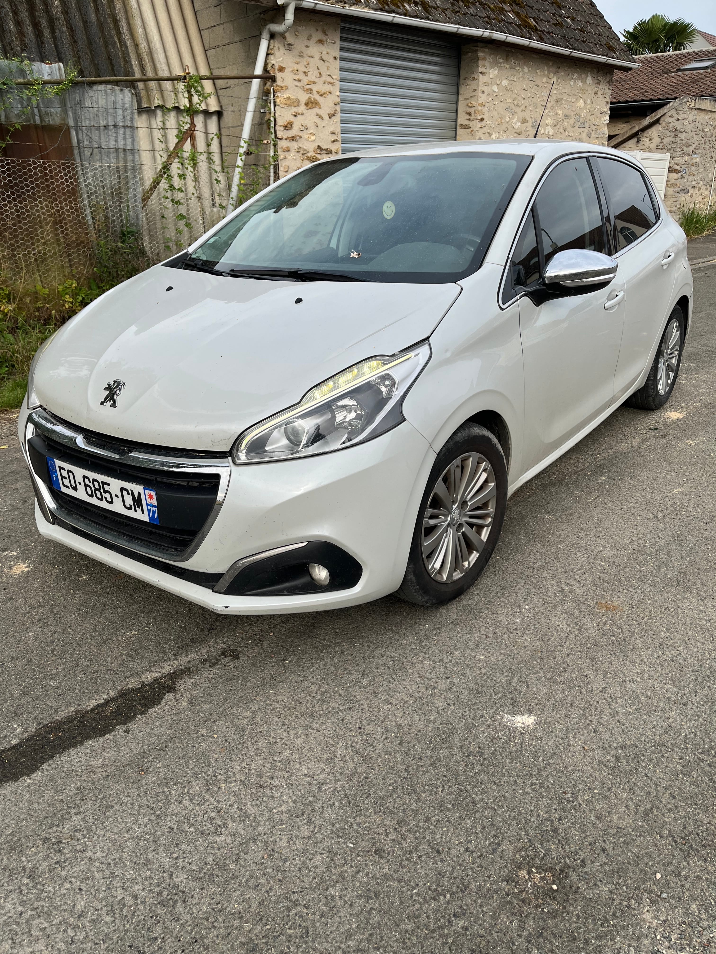 Peugeot 208 avec Climatisation