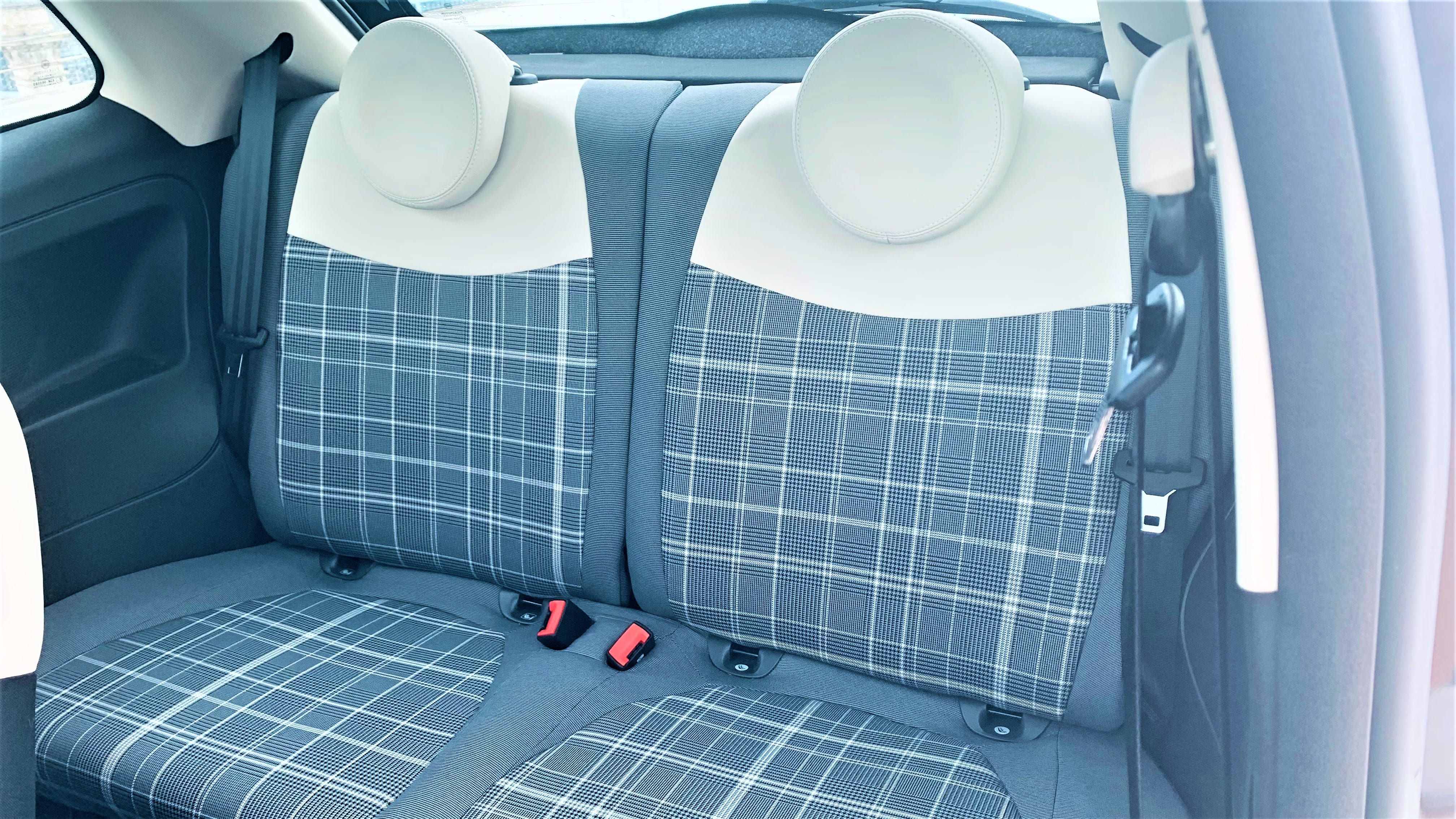 Fiat 500 Lounge Climatisation 147 met Apple CarPlay