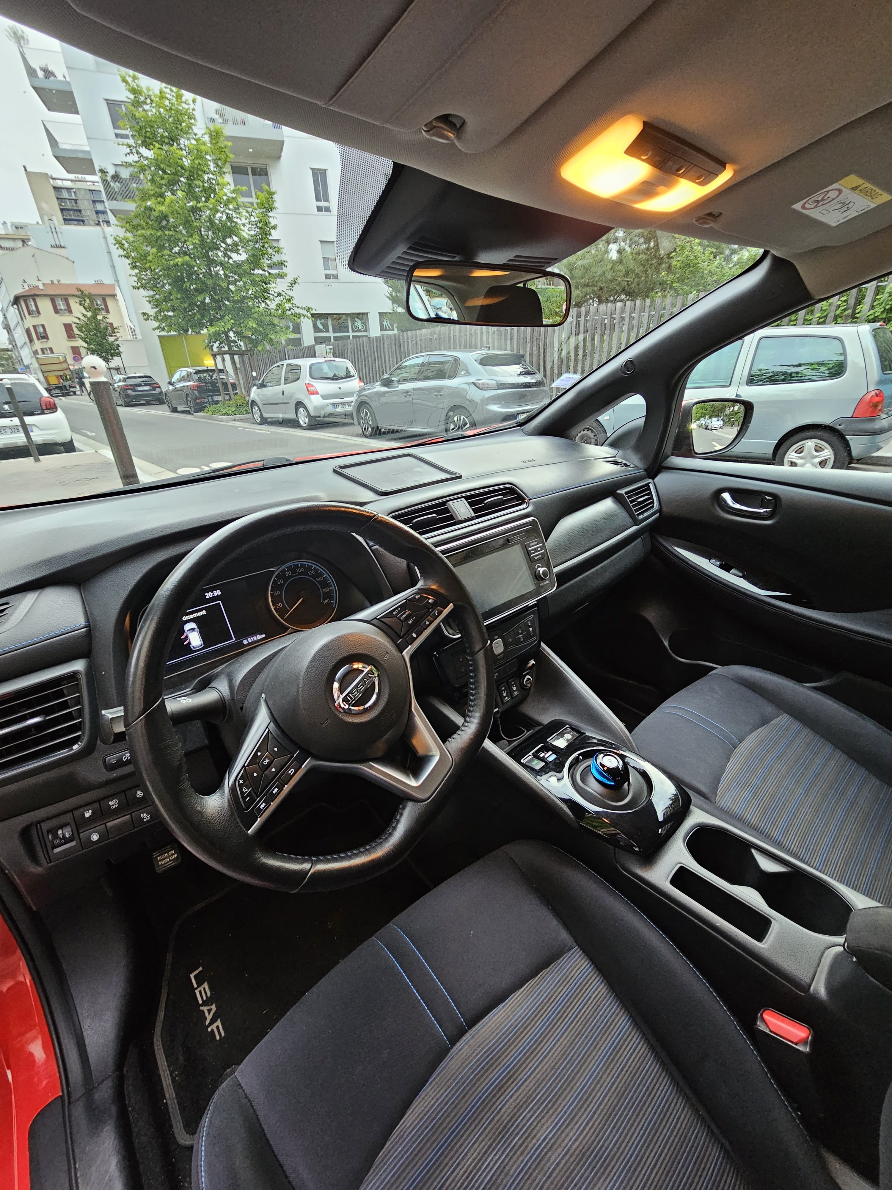 Nissan Leaf avec GPS
