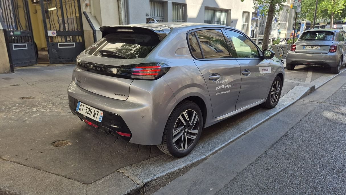 Peugeot 208 ACTIVE PACK PURETECH 75CH BVM avec Régulateur de vitesse