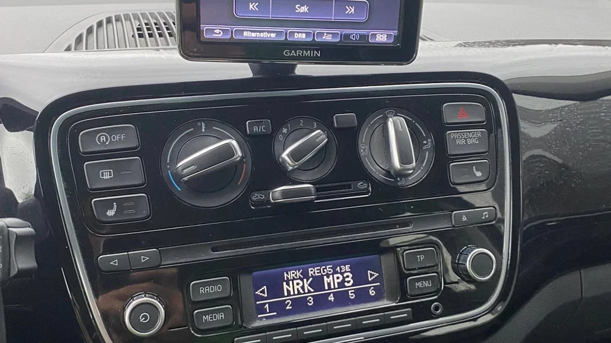 Volkswagen Up! with Audio / iPod input