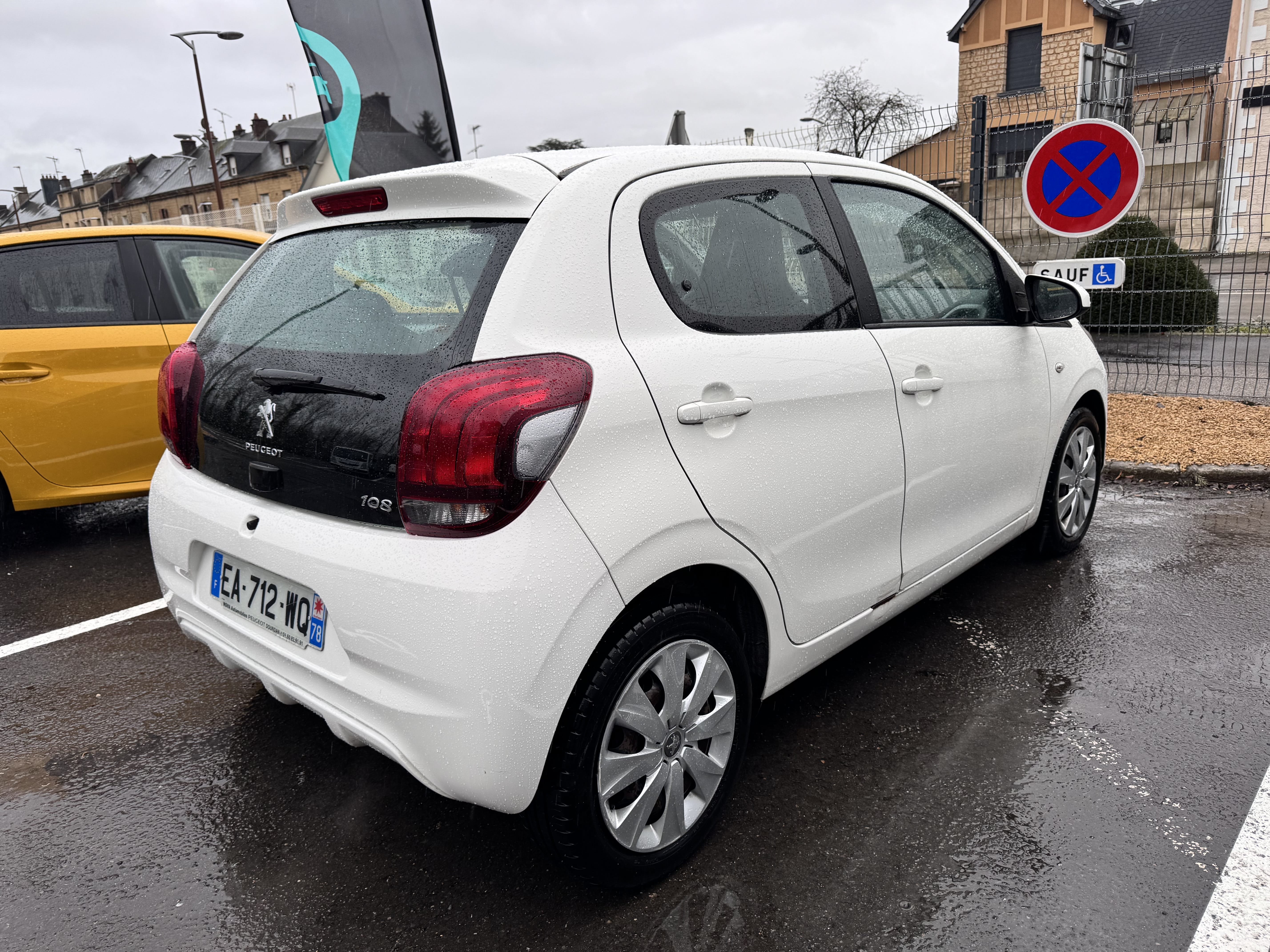 Peugeot 108 avec Climatisation