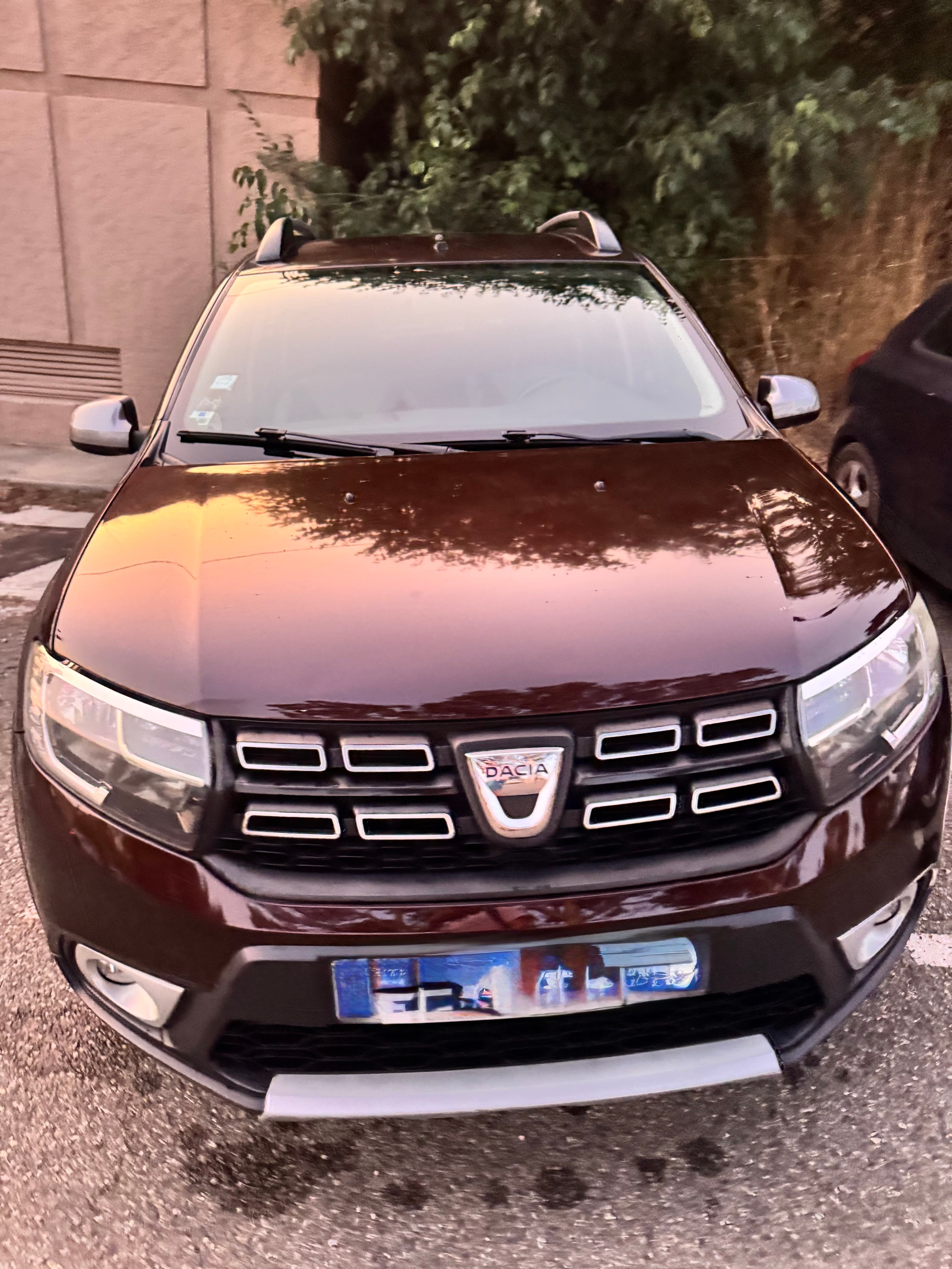 Dacia Sandero Stepway 1.5 dci 95 avec Climatisation