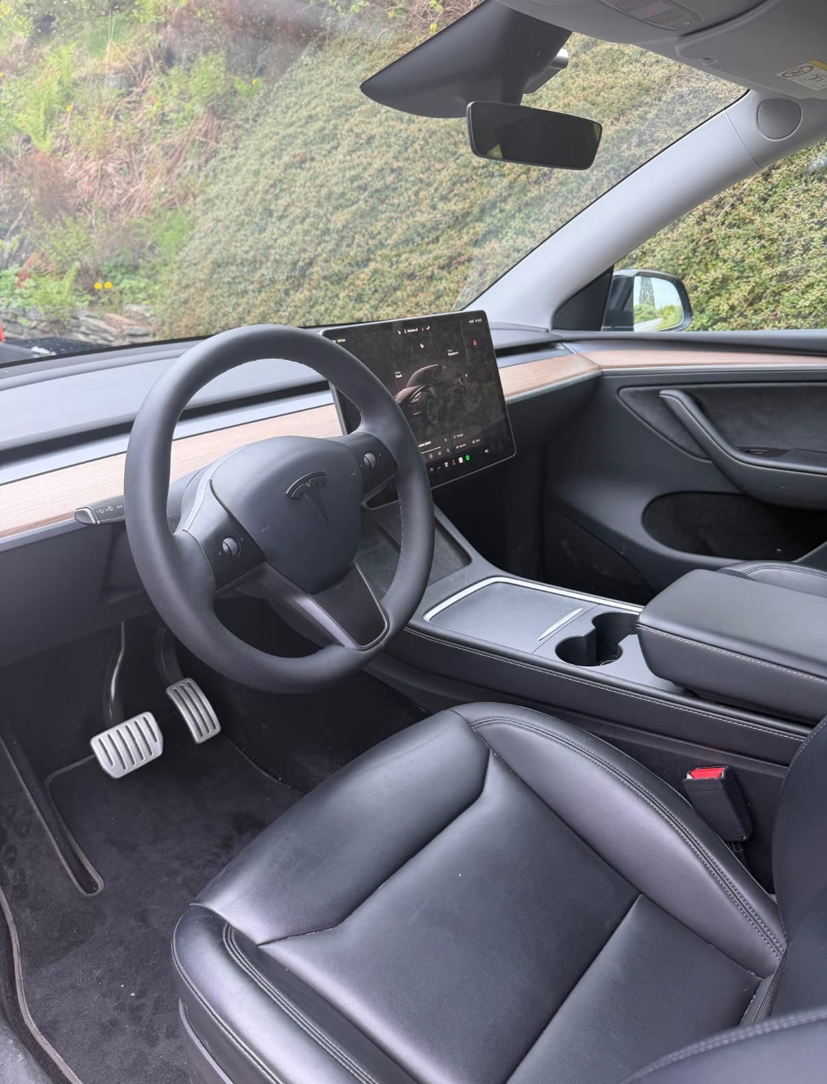 Tesla Model Y Performance med GPS