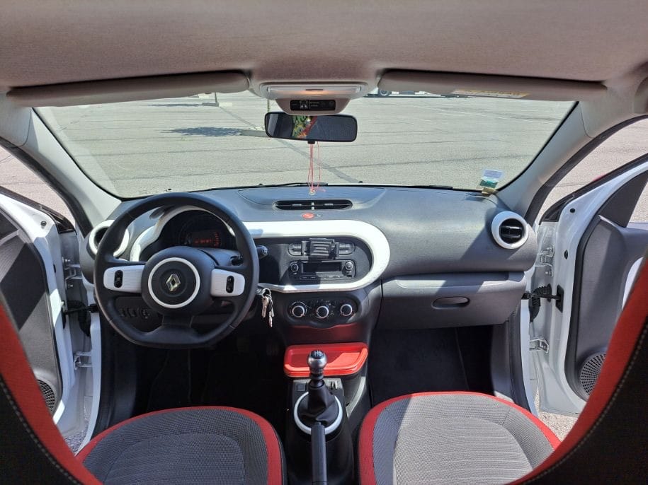 Renault Twingo avec Entrée audio / iPod