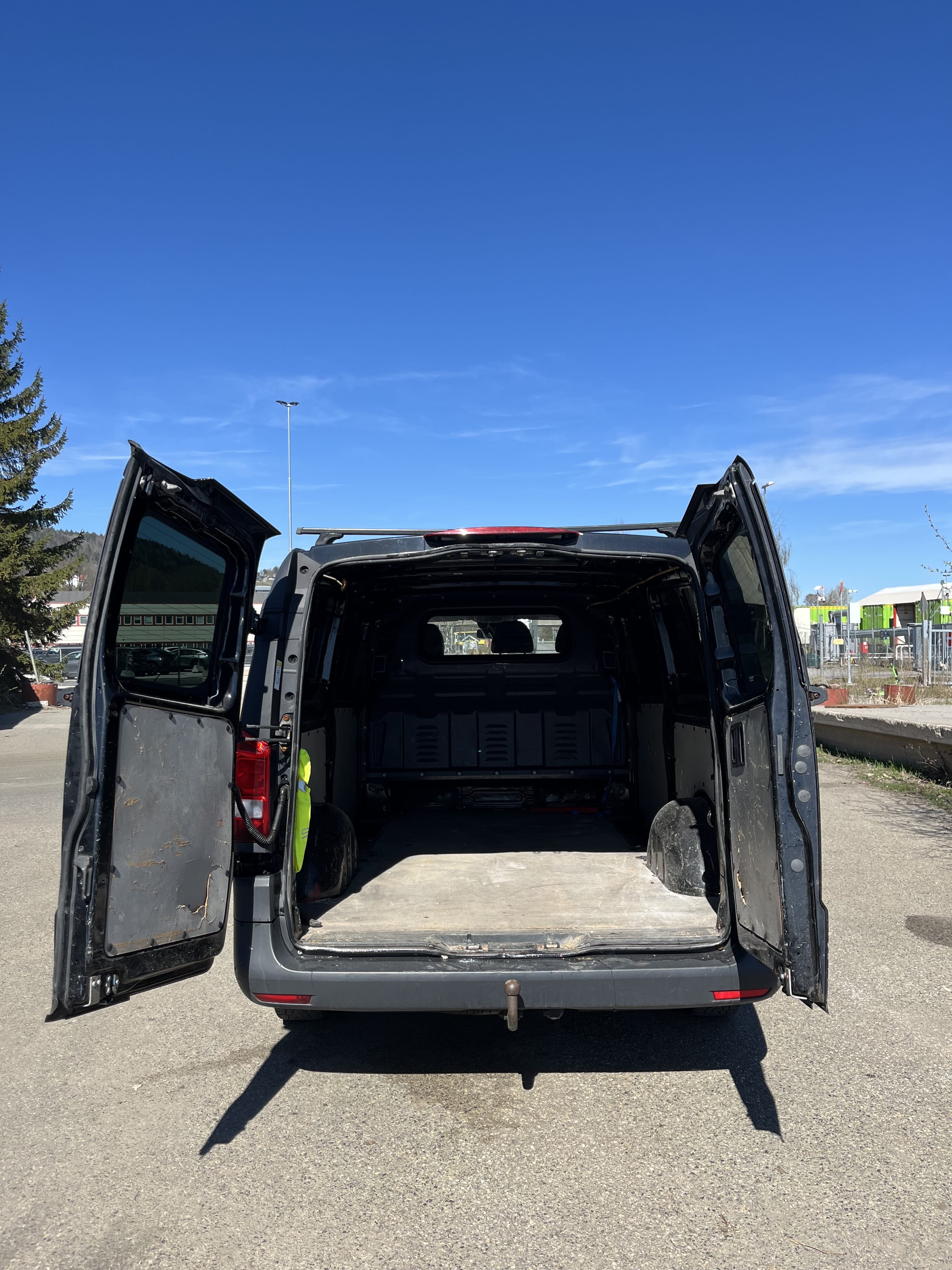 Mercedes-Benz Vito med Bilradio