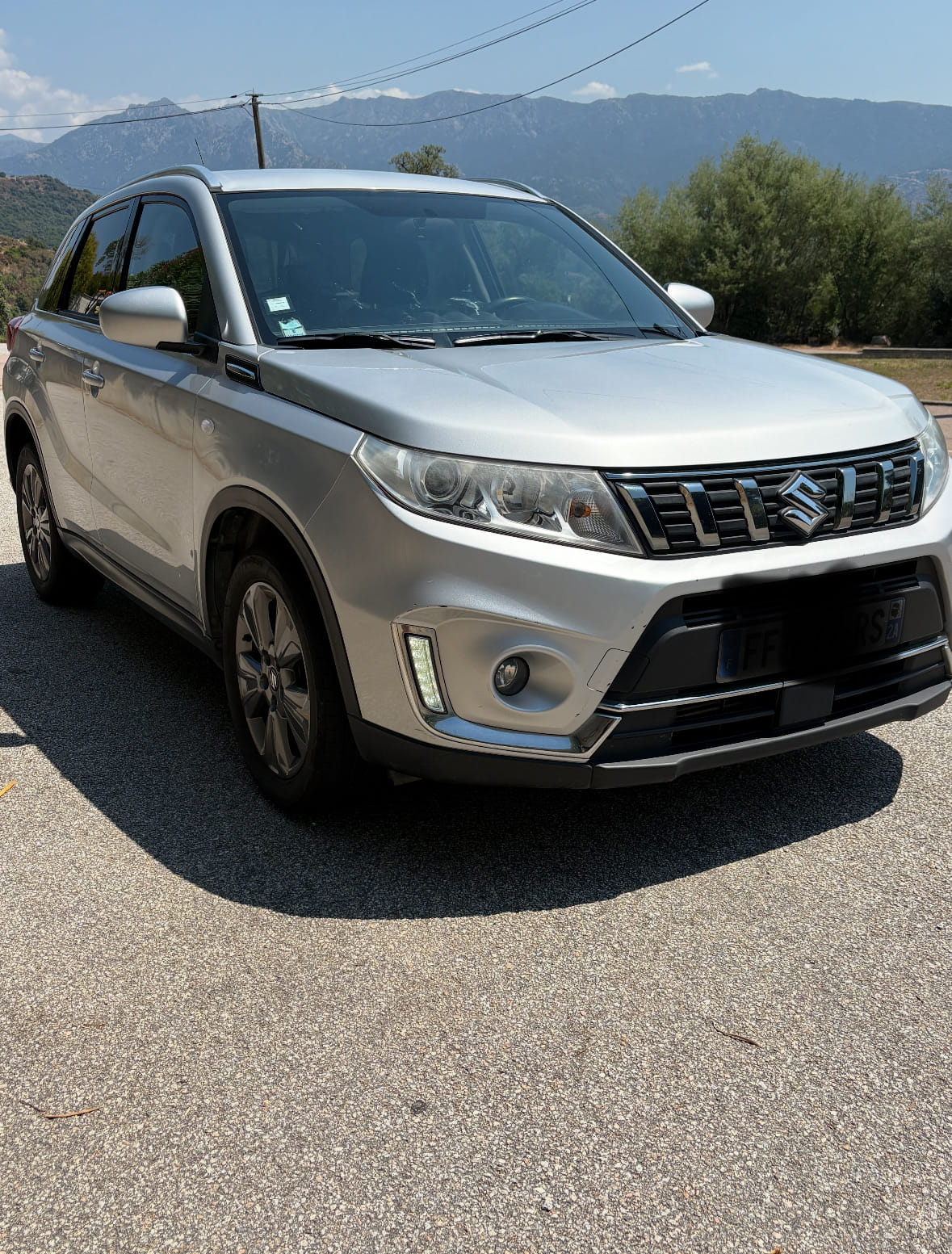 Suzuki Vitara 1L booster jet avec Apple CarPlay