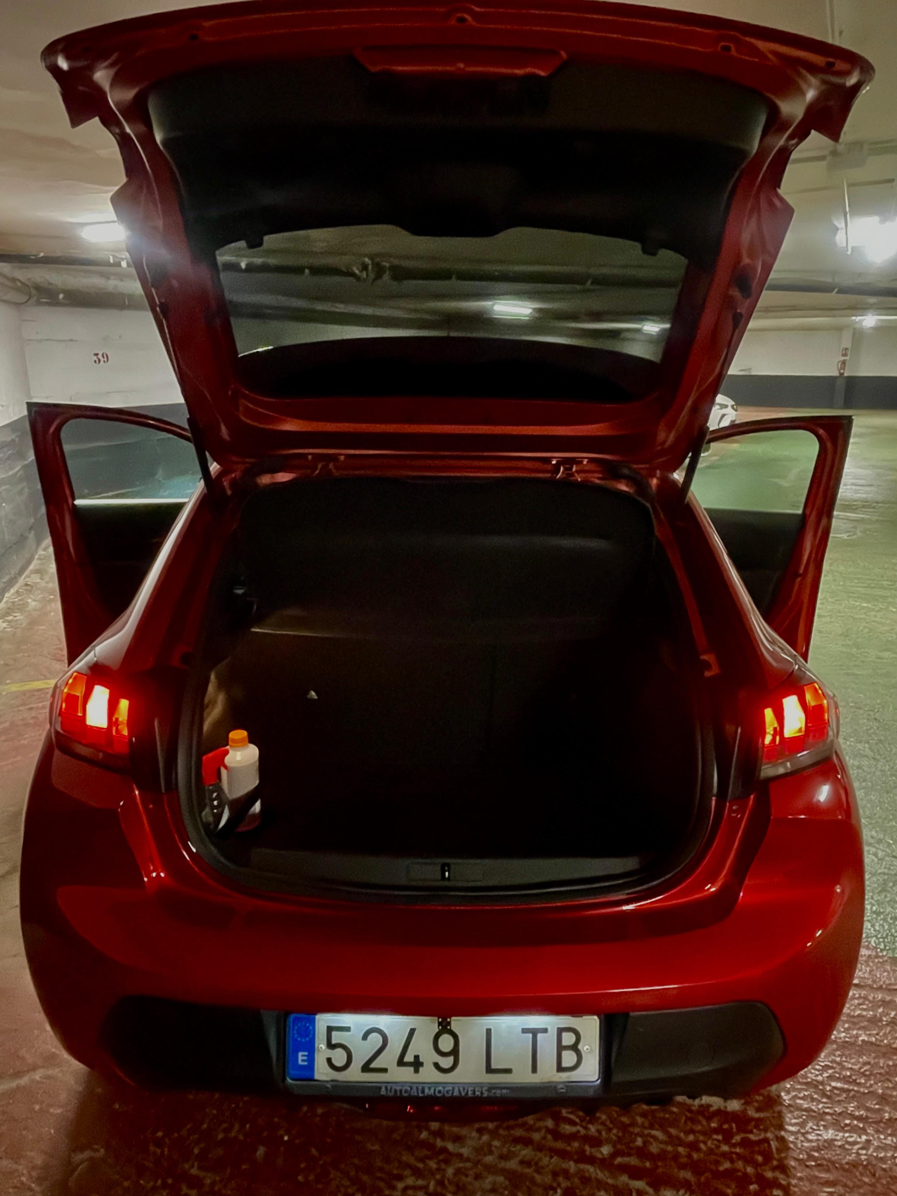 Peugeot 208, 2021, Gasolina 95