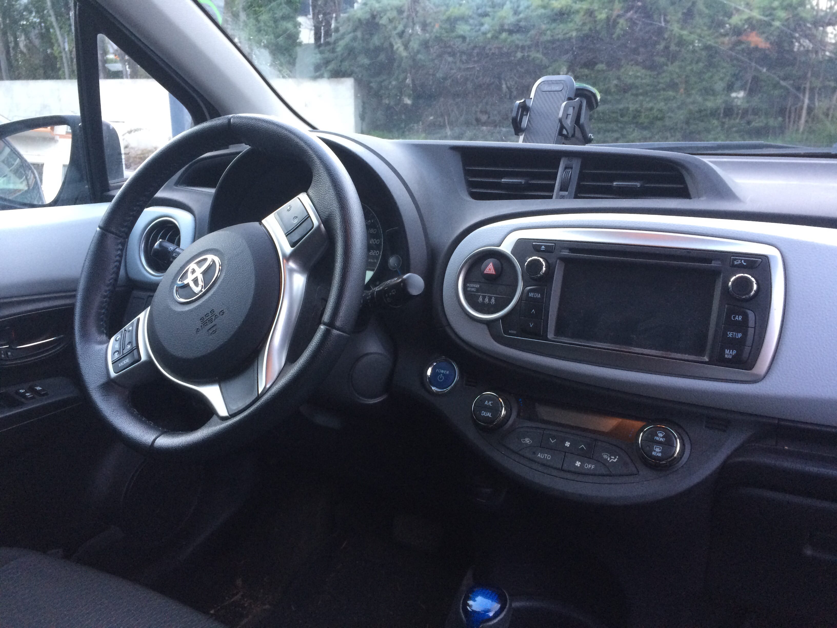 Toyota Yaris avec Entrée audio / iPod
