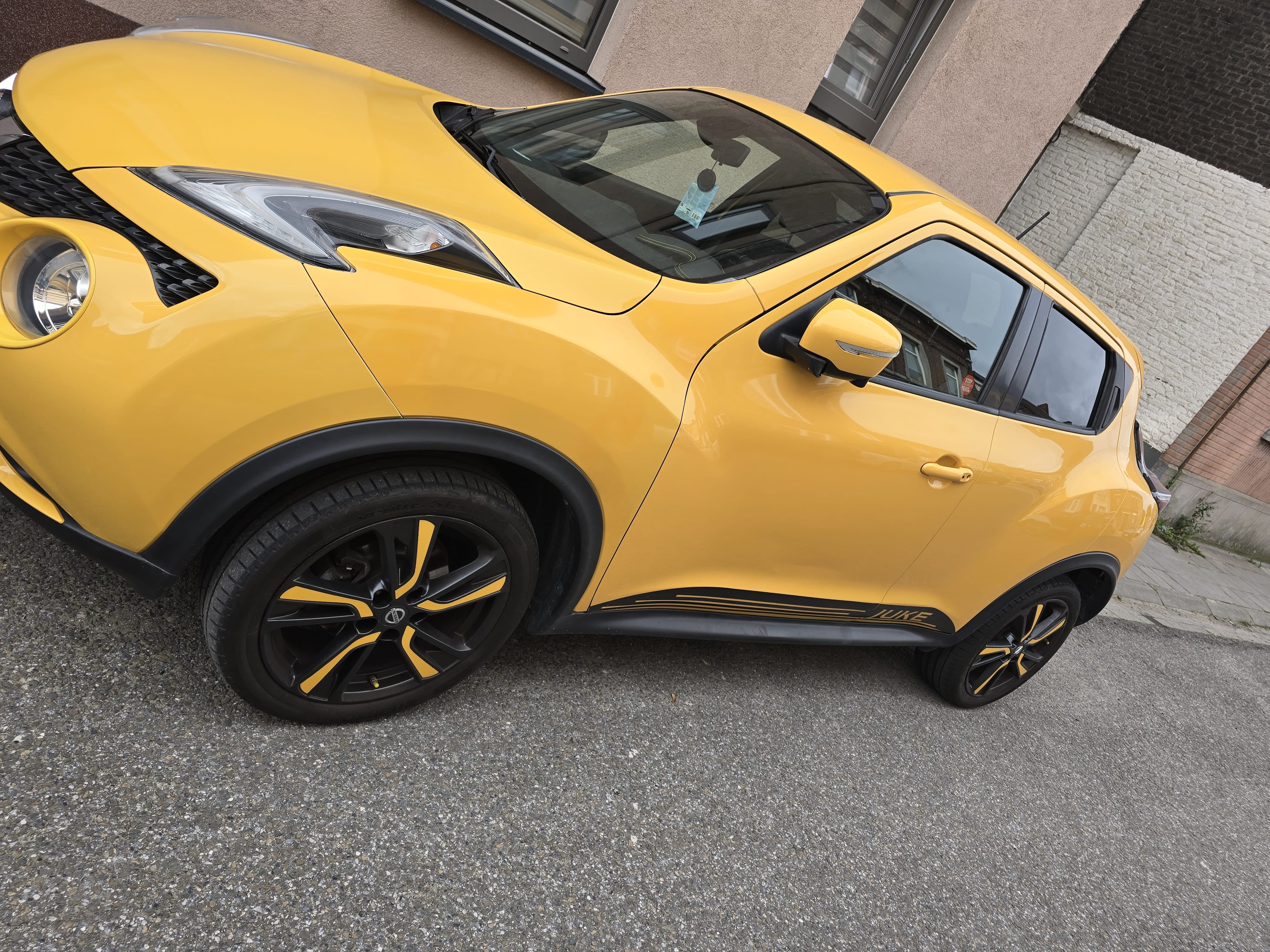 Nissan Juke N-Connecta 1.2 avec Climatisation
