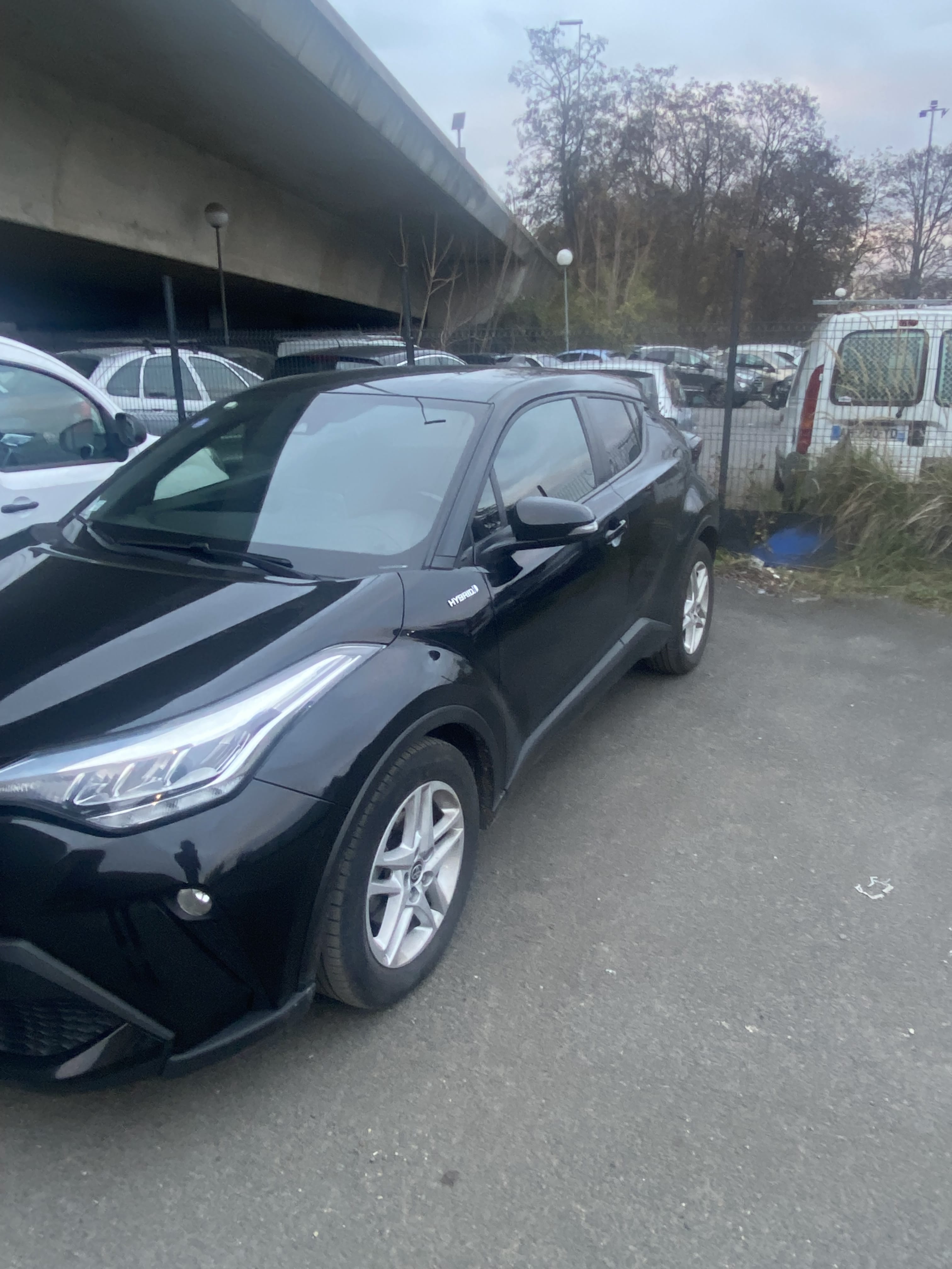 Toyota C-HR Hybrid, 2021, Essence 95 / Électrique (hybride), automatique