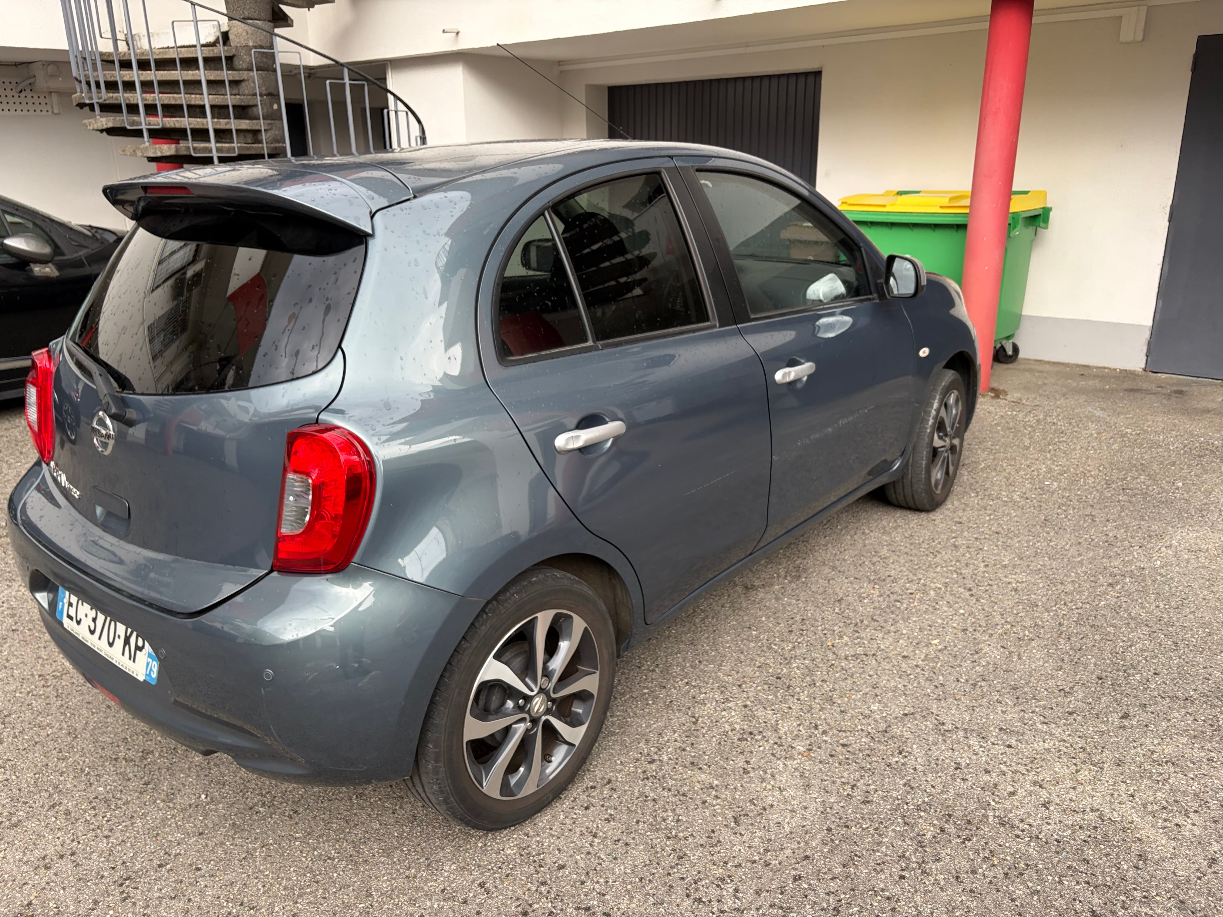 Nissan Micra avec GPS