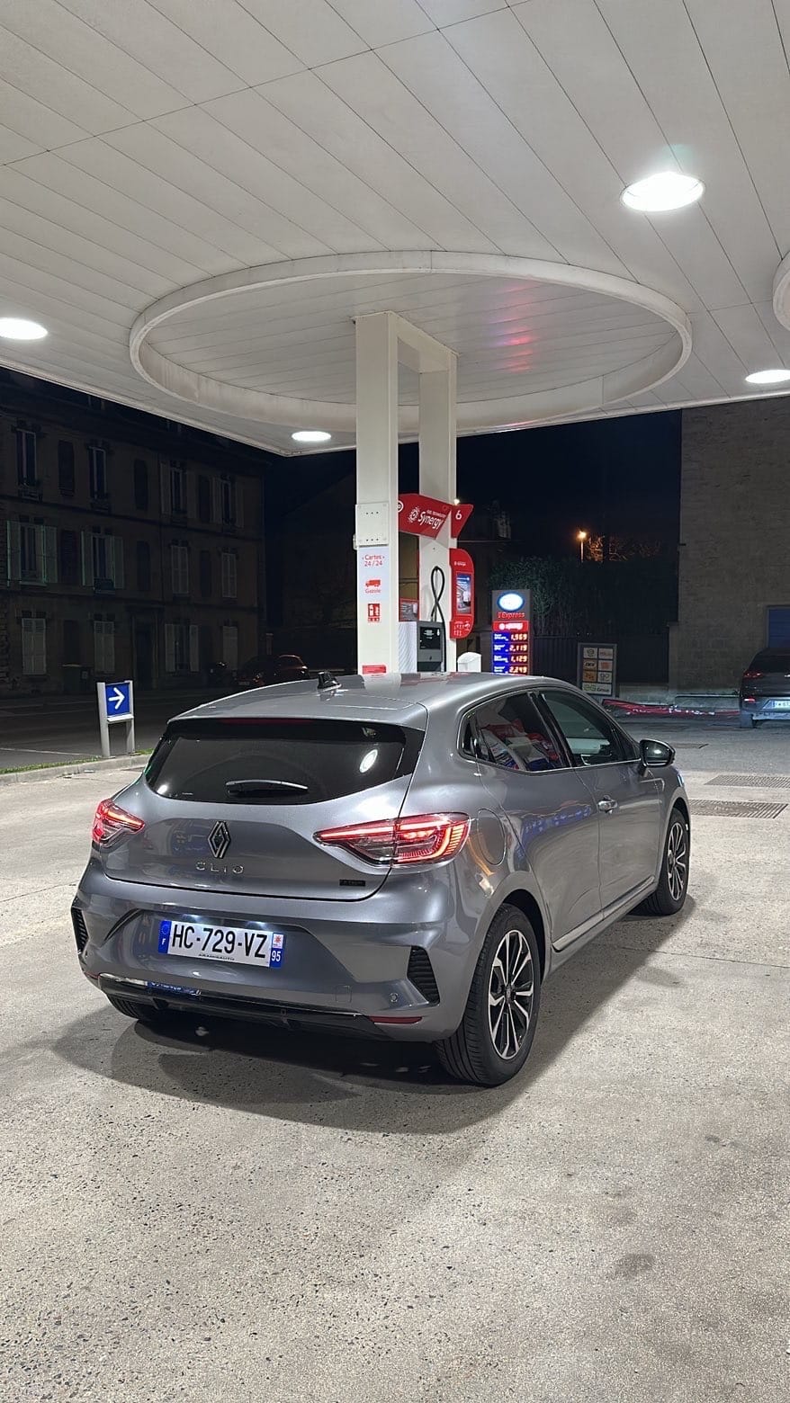 Renault Clio E-tech avec Caméra de recul