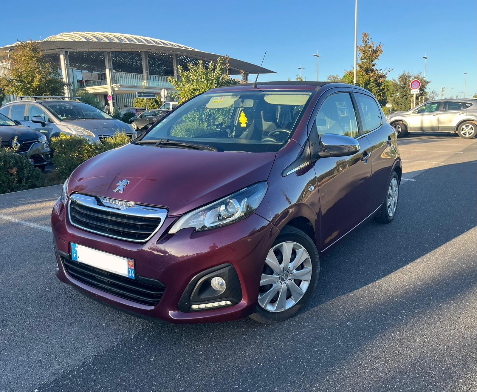 Peugeot 108 1.0 VTI Toit ouvrant, 2016, Essence 95