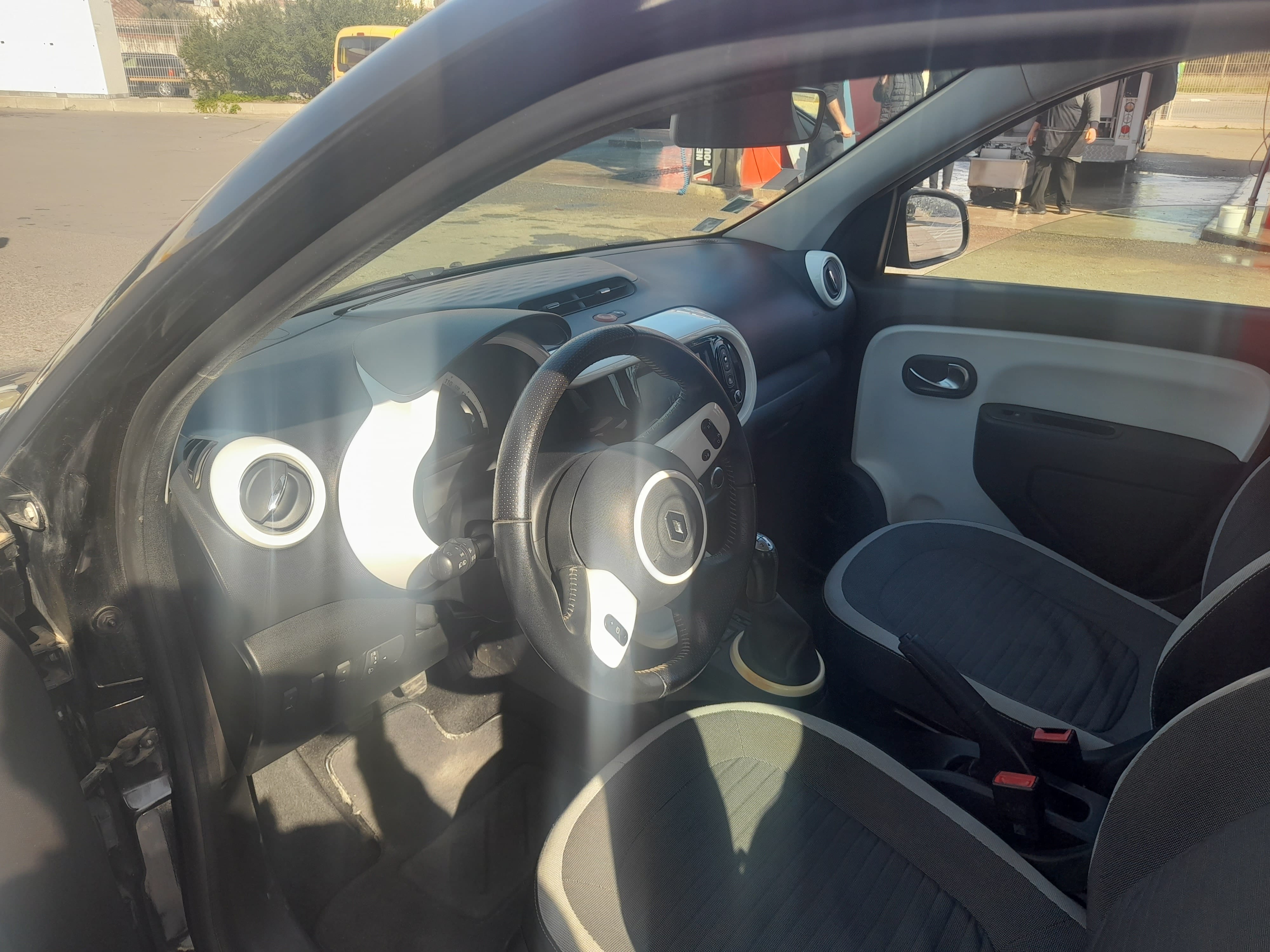 Renault Twingo III avec Régulateur de vitesse
