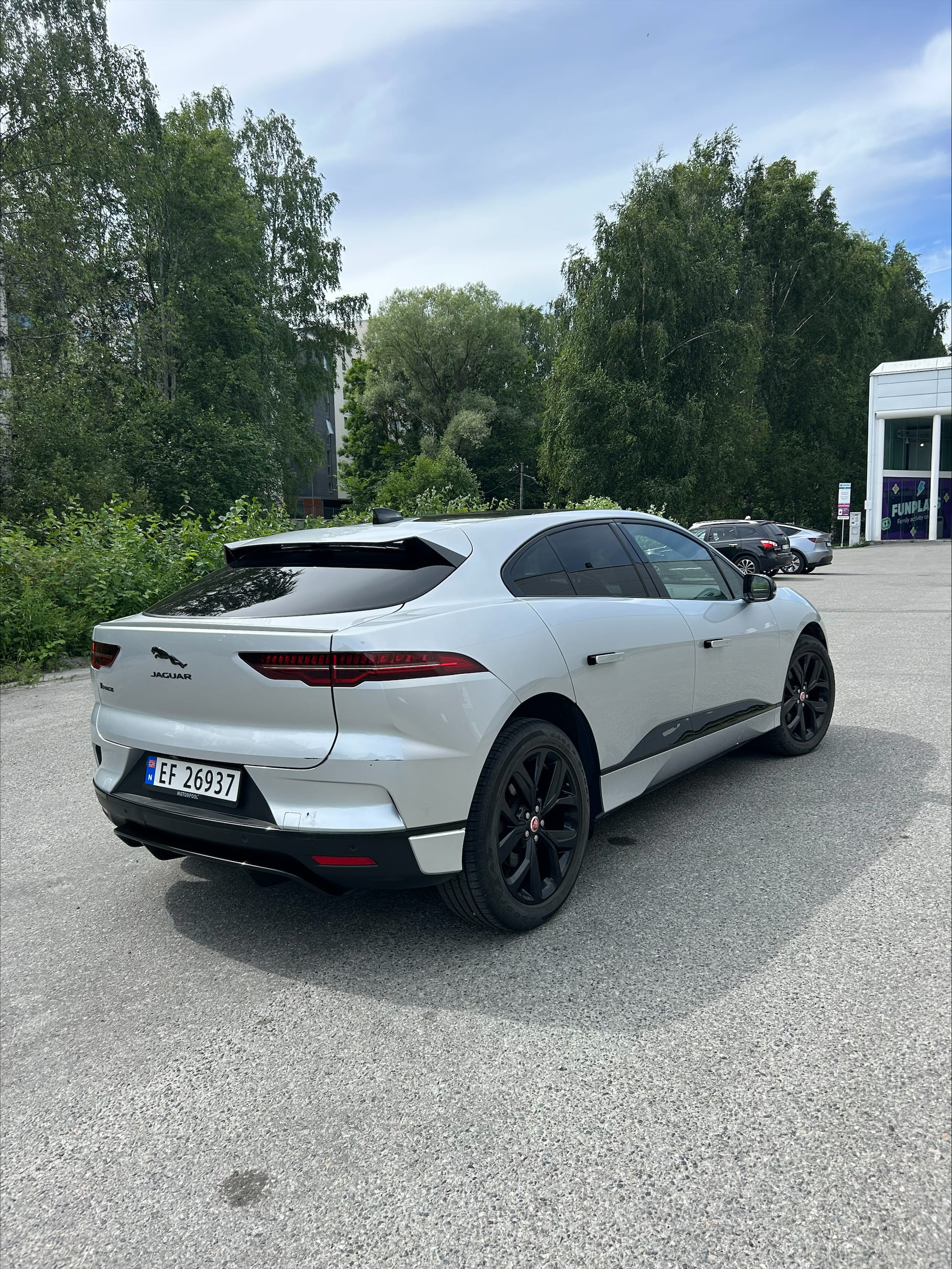 Jaguar I-pace med Ryggekamera