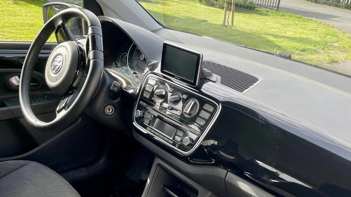 Volkswagen Up! with Cruise control