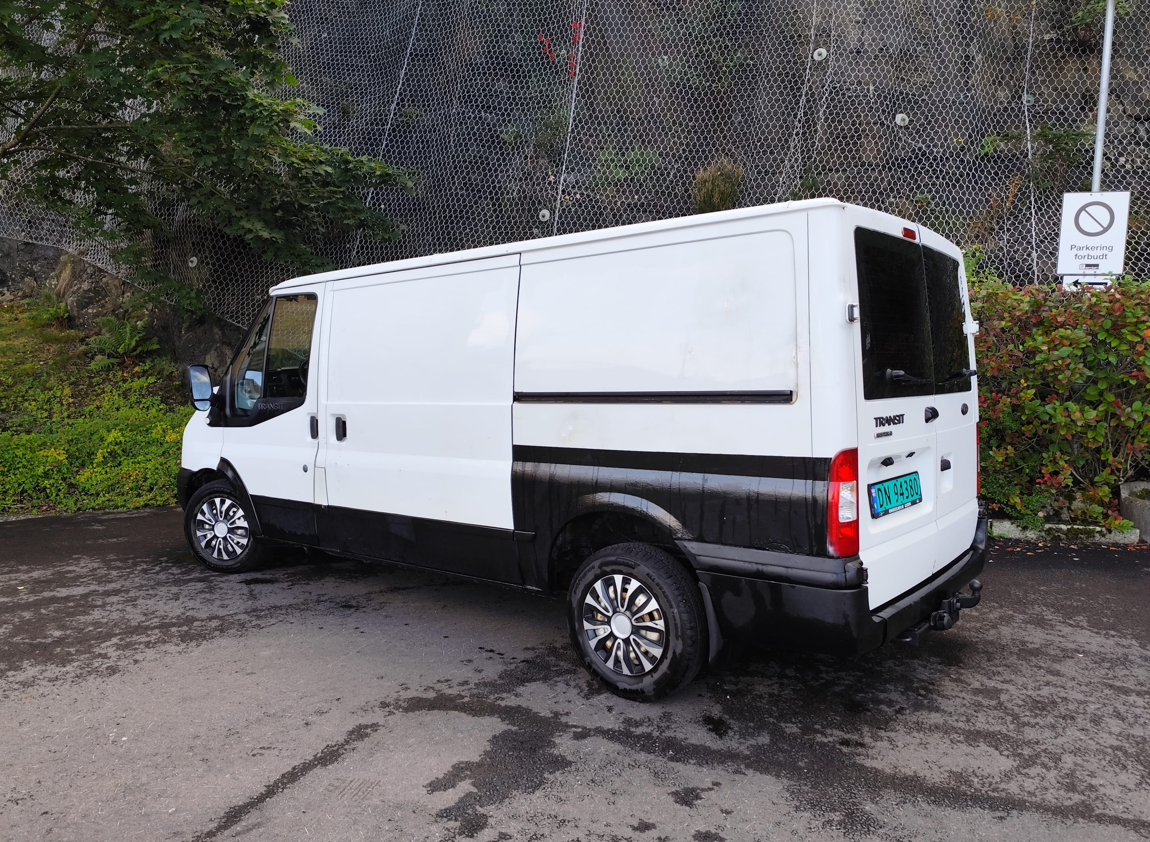 Ford Transit Varebil 2.2 med Aircondition
