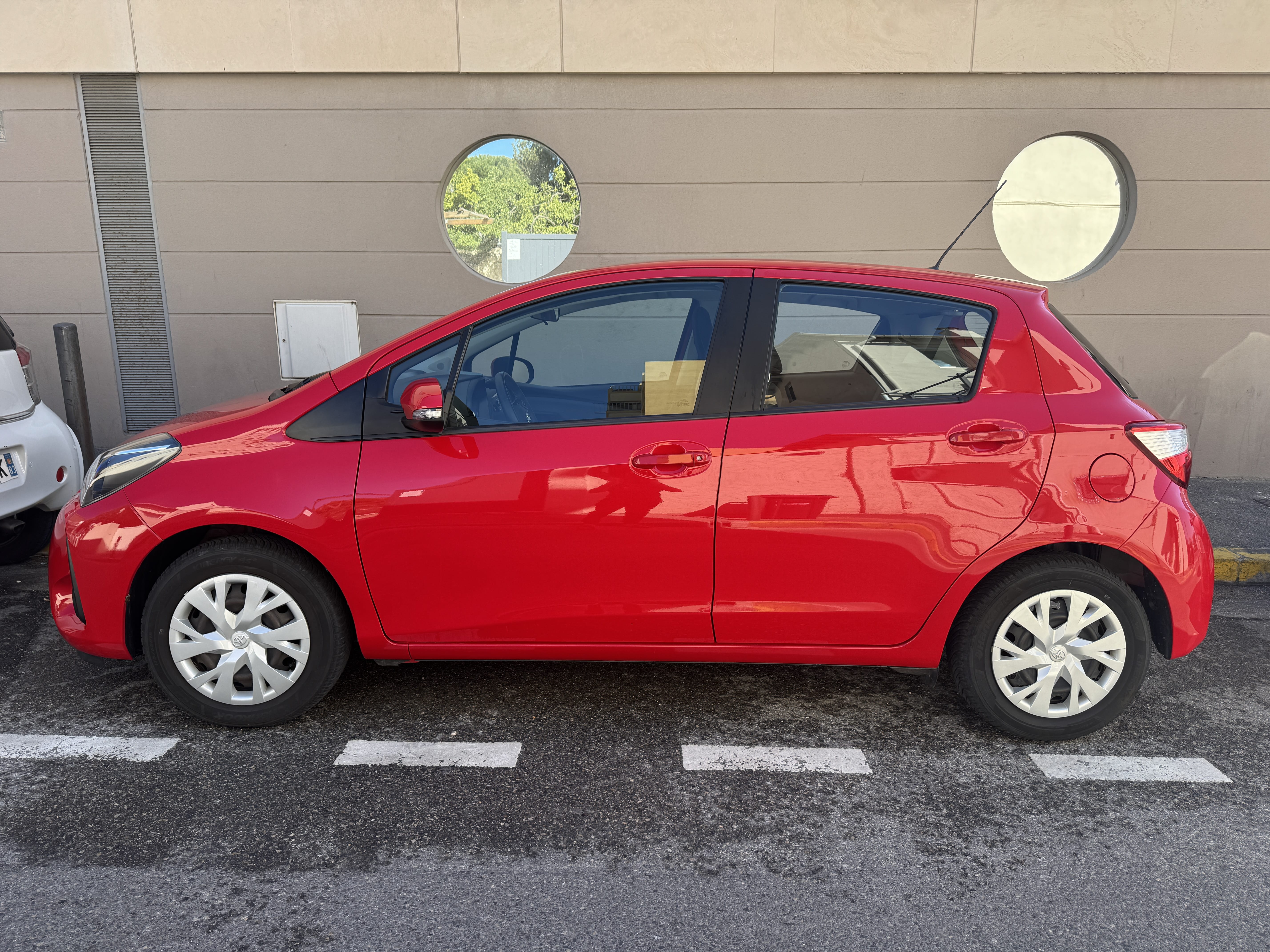 Toyota Yaris YARIS IV 1.0 VVTI 70 CH Ultimate avec Climatisation
