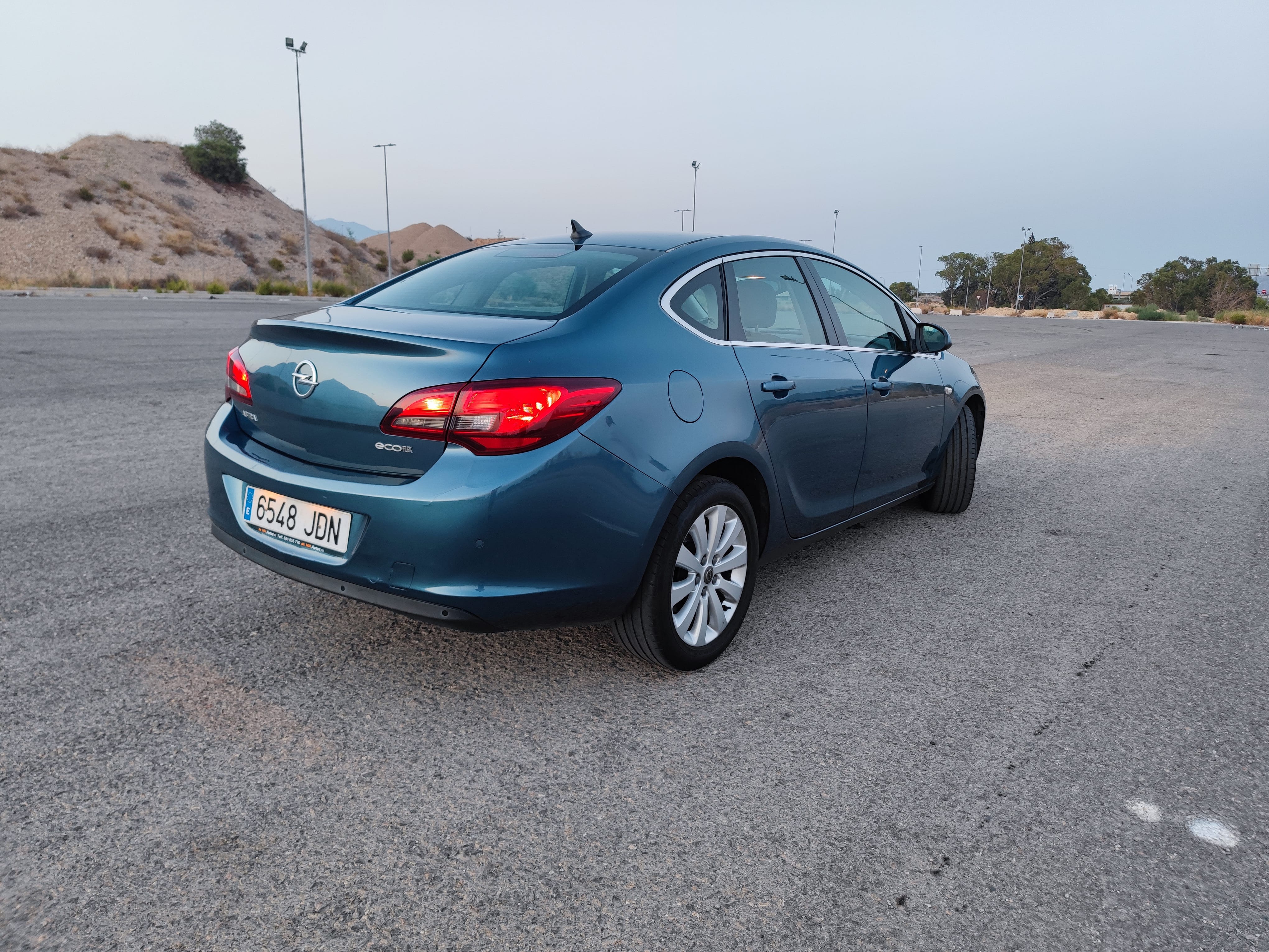 Opel Astra J con GPS