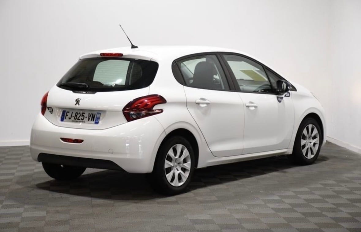 Peugeot 208 avec Climatisation