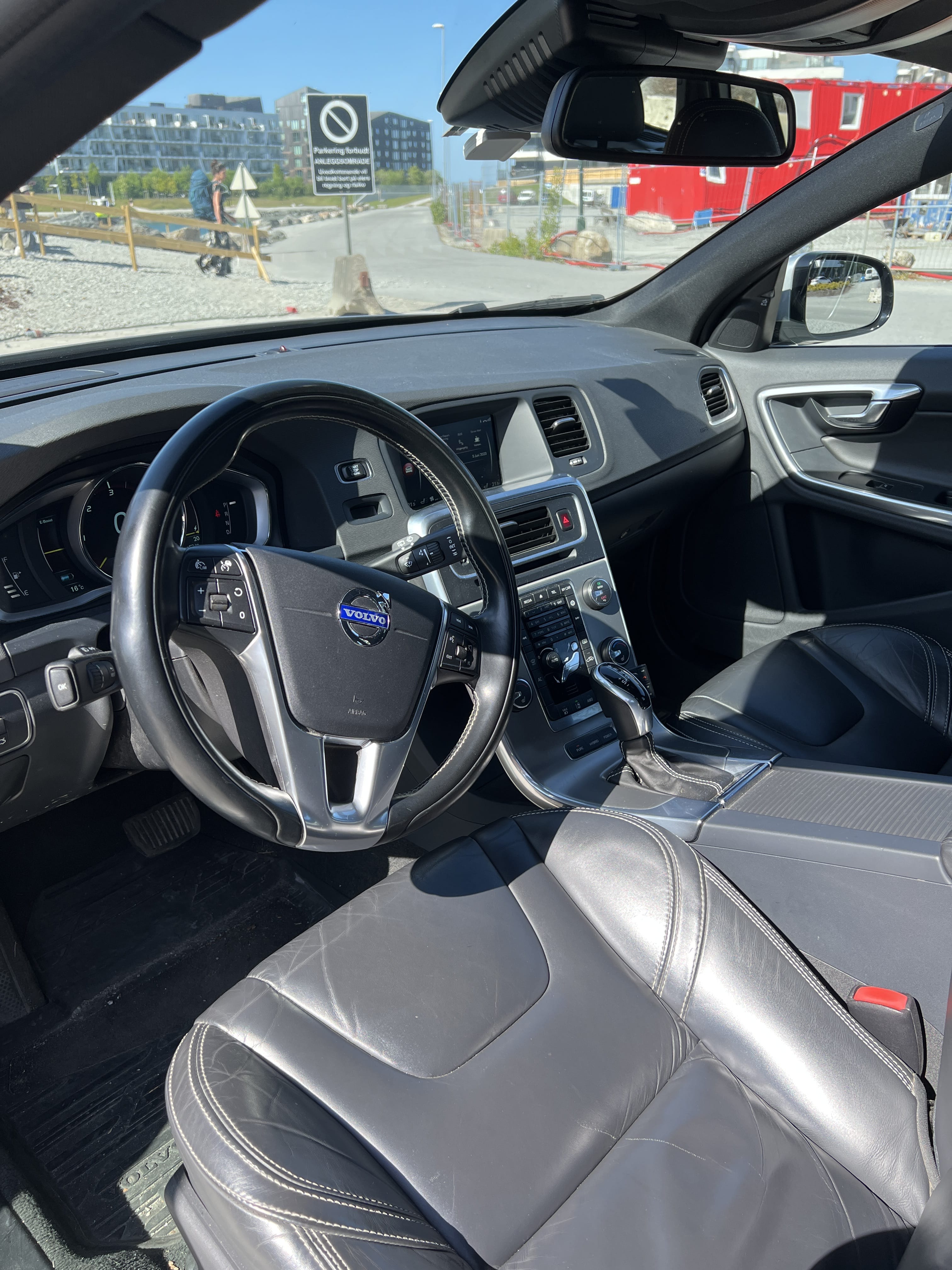 Volvo V60 Plug-in Hybrid 4AWD D6 med Firehjulstrekk