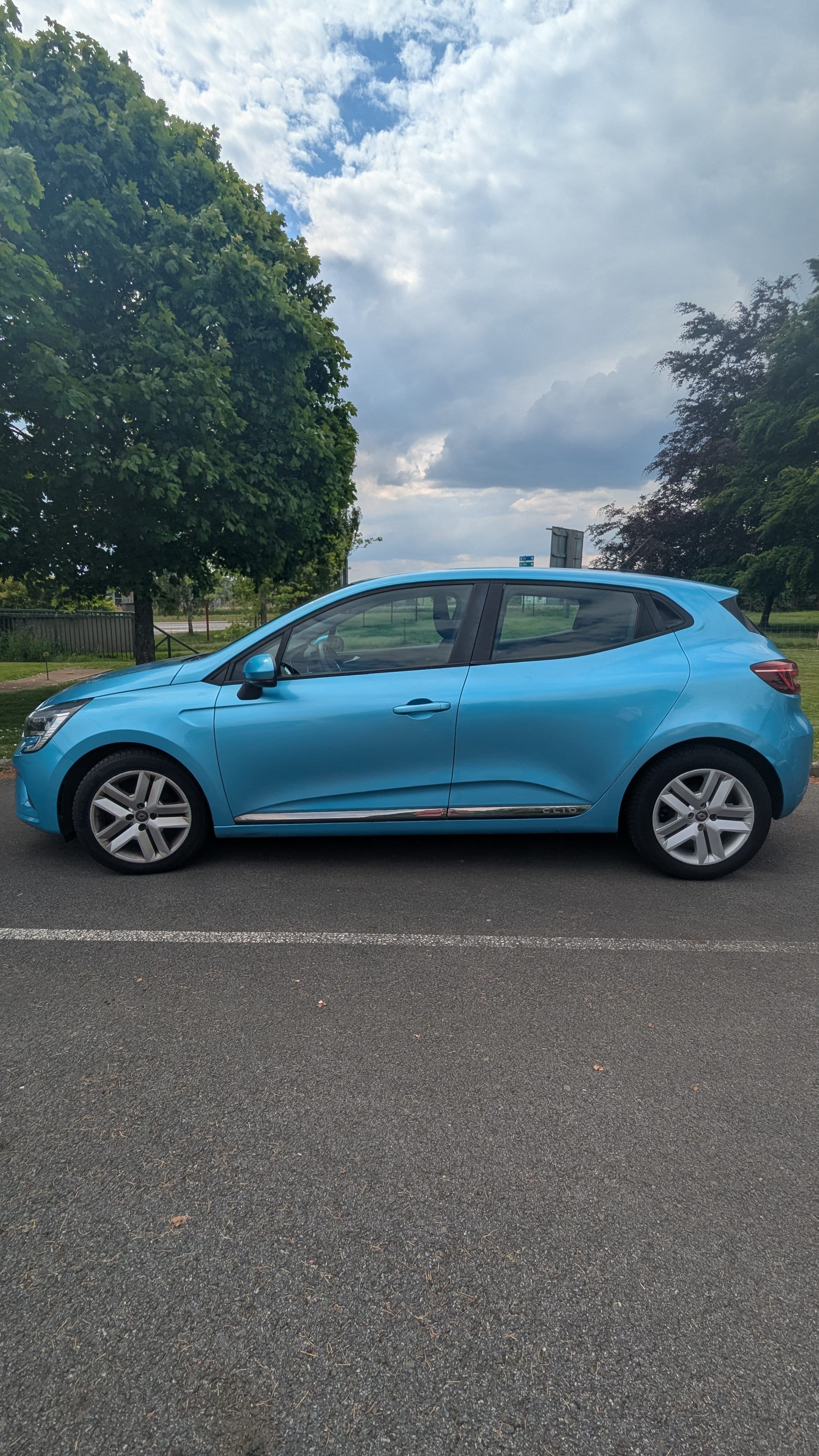 Renault Clio avec Climatisation