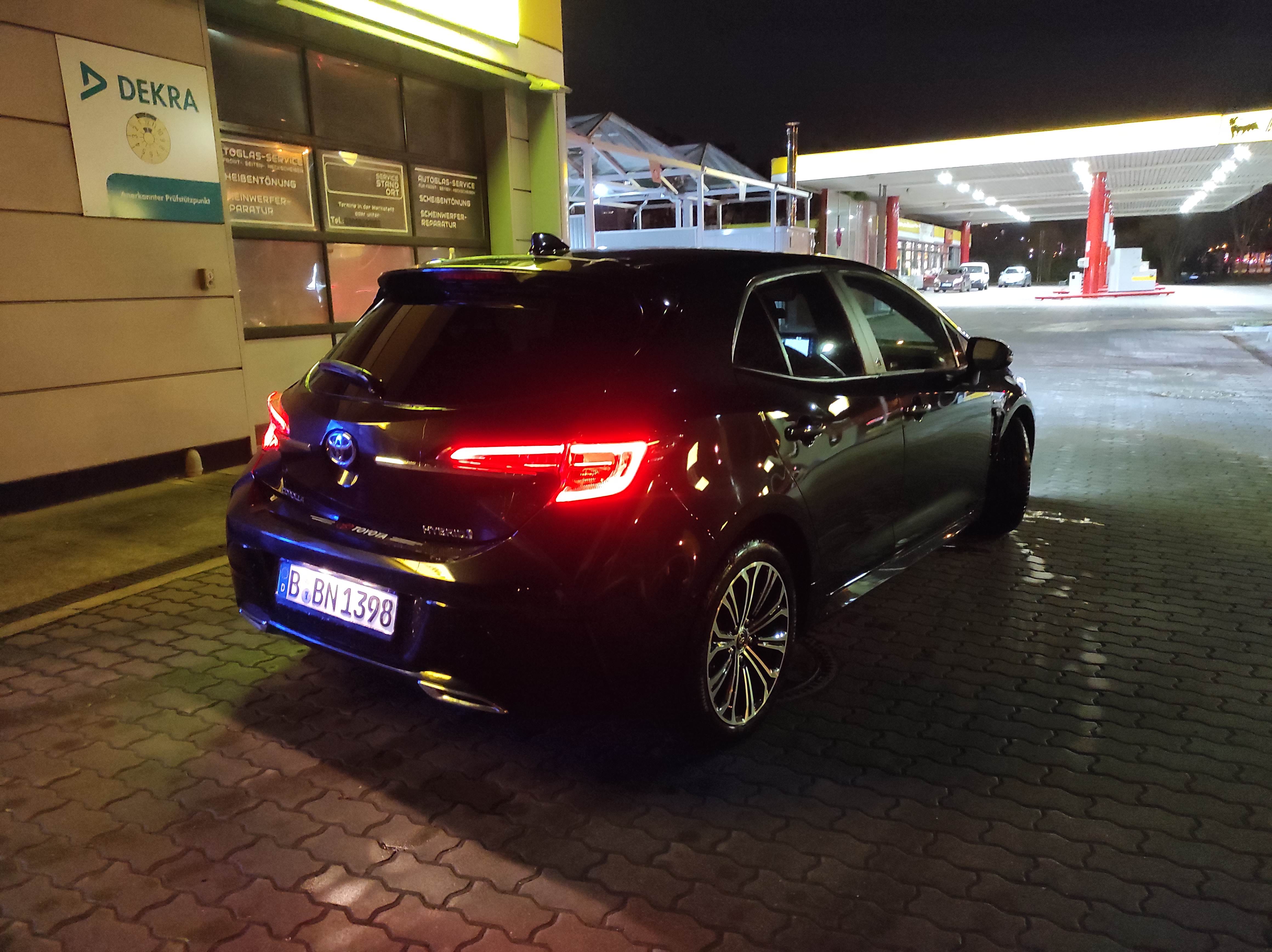 Toyota Corolla 2.0 Hybrid 184 PS mit Bluetooth-Audio