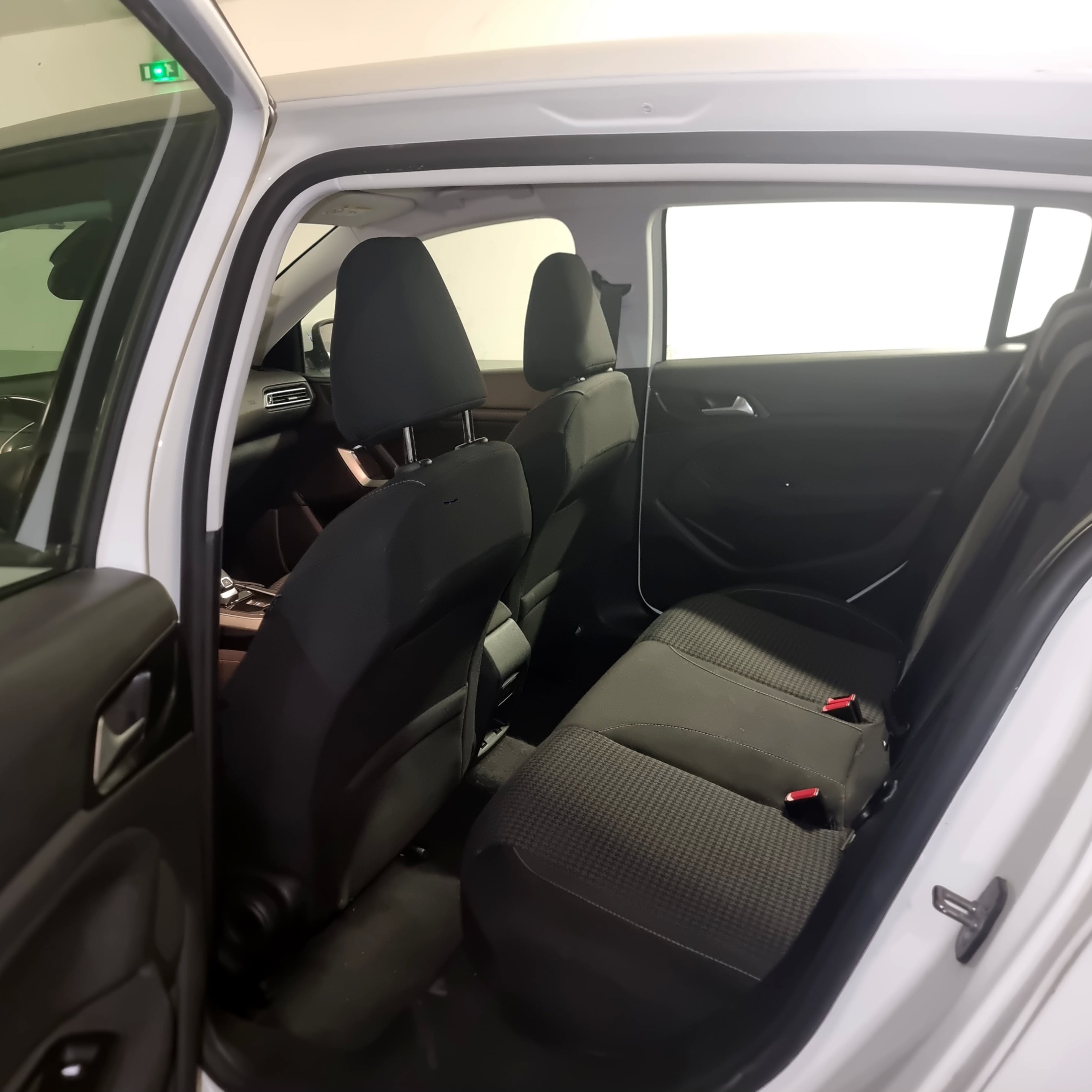 Peugeot 308 1.5 BlueHDi S&S - 130 - BV EAT8 II 2013 Berline Active Phase 2 avec Régulateur de vitesse