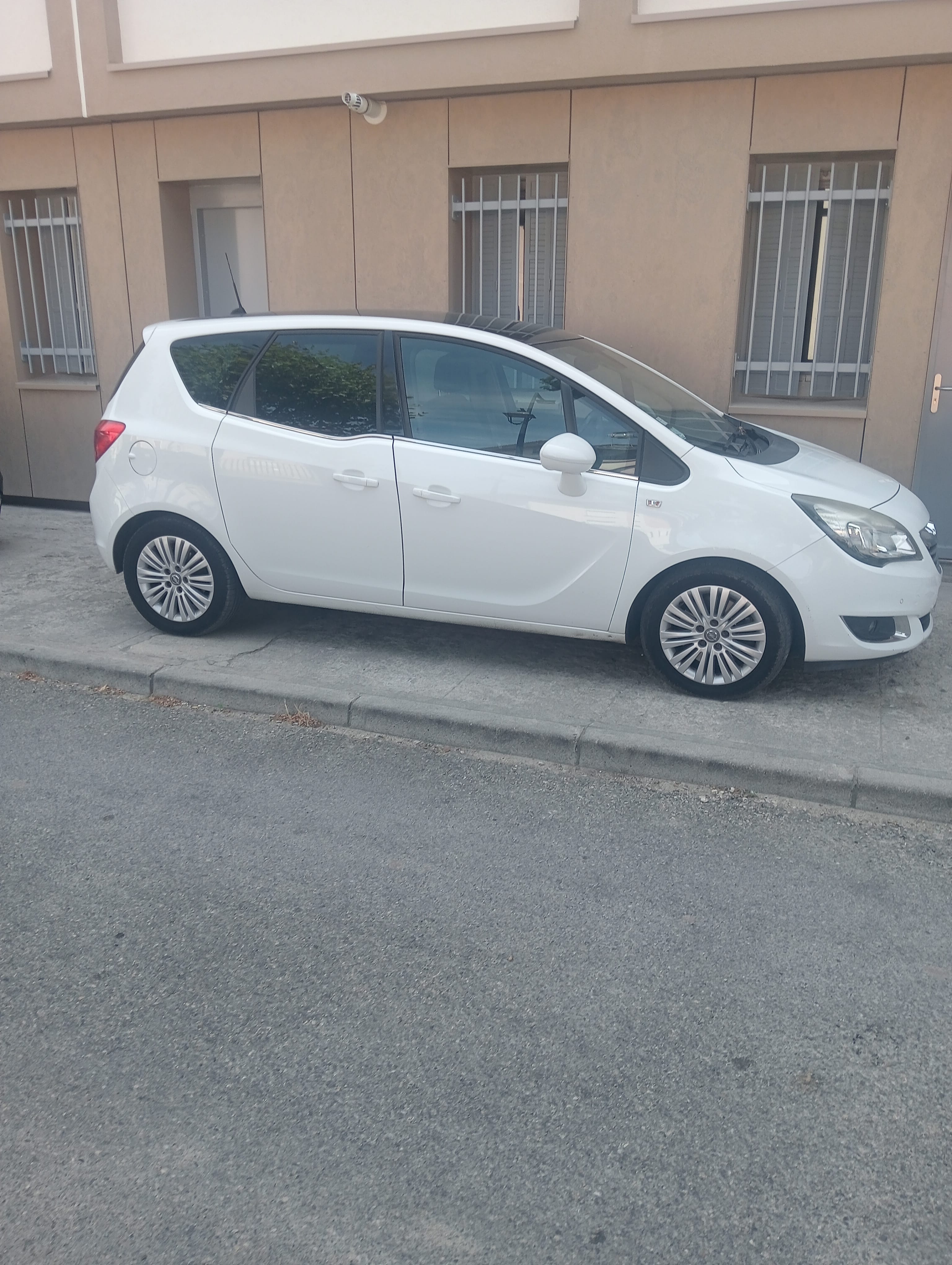 Opel Meriva avec Climatisation