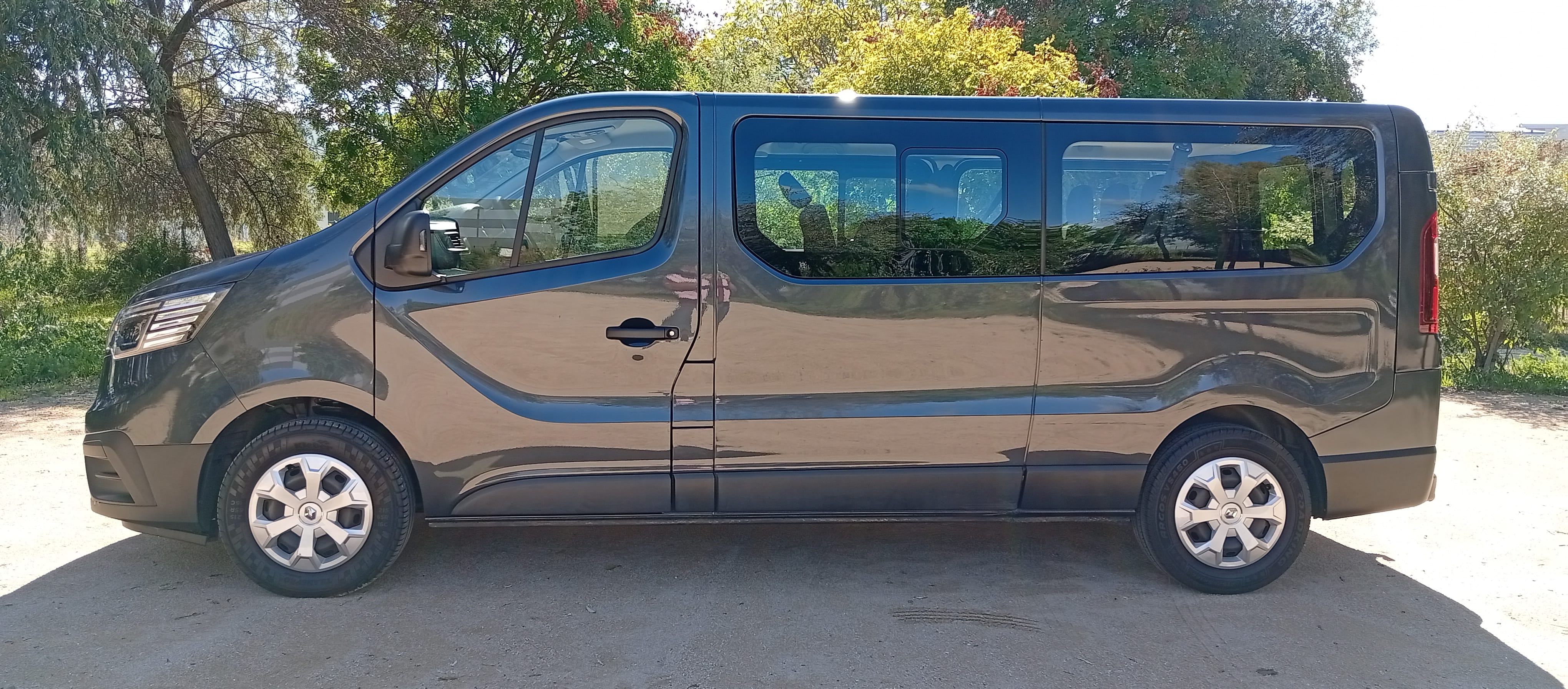 Renault Trafic Passenger 2l dci avec Climatisation