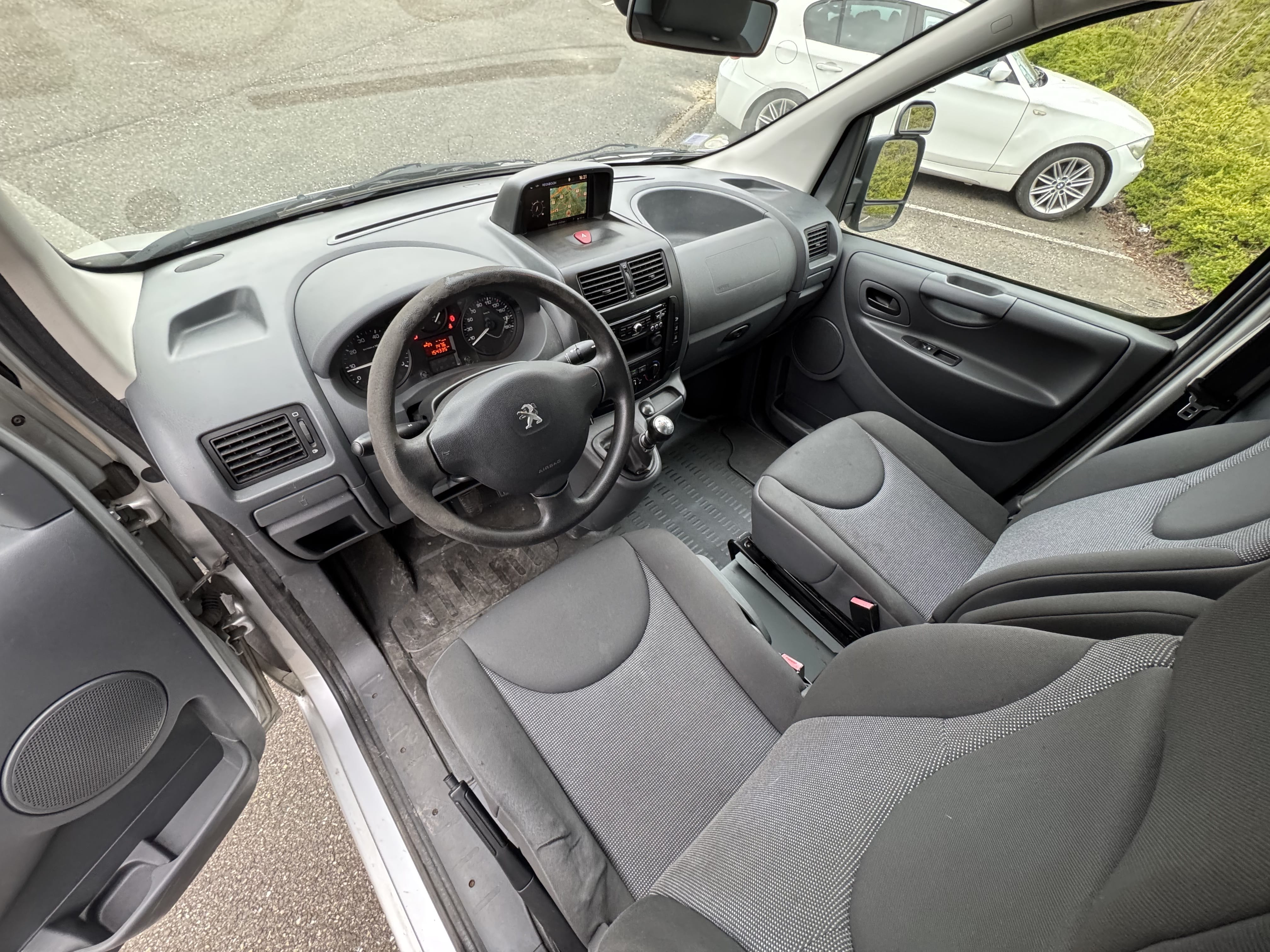 Peugeot Expert 2.0 HDI 130 avec Régulateur de vitesse