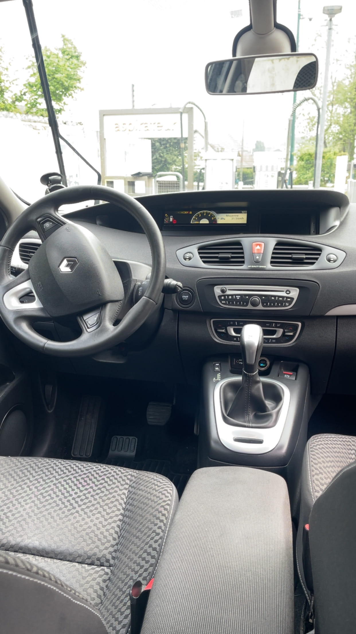 Renault Grand Scenic avec Accessible fauteuil roulant