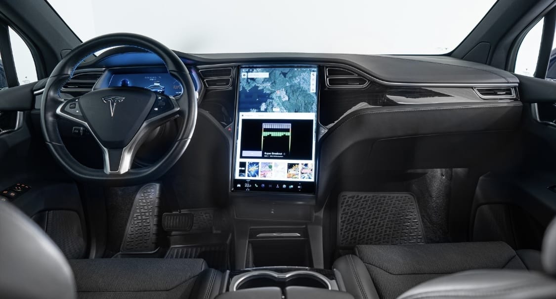 Tesla Model X med Firehjulstrekk