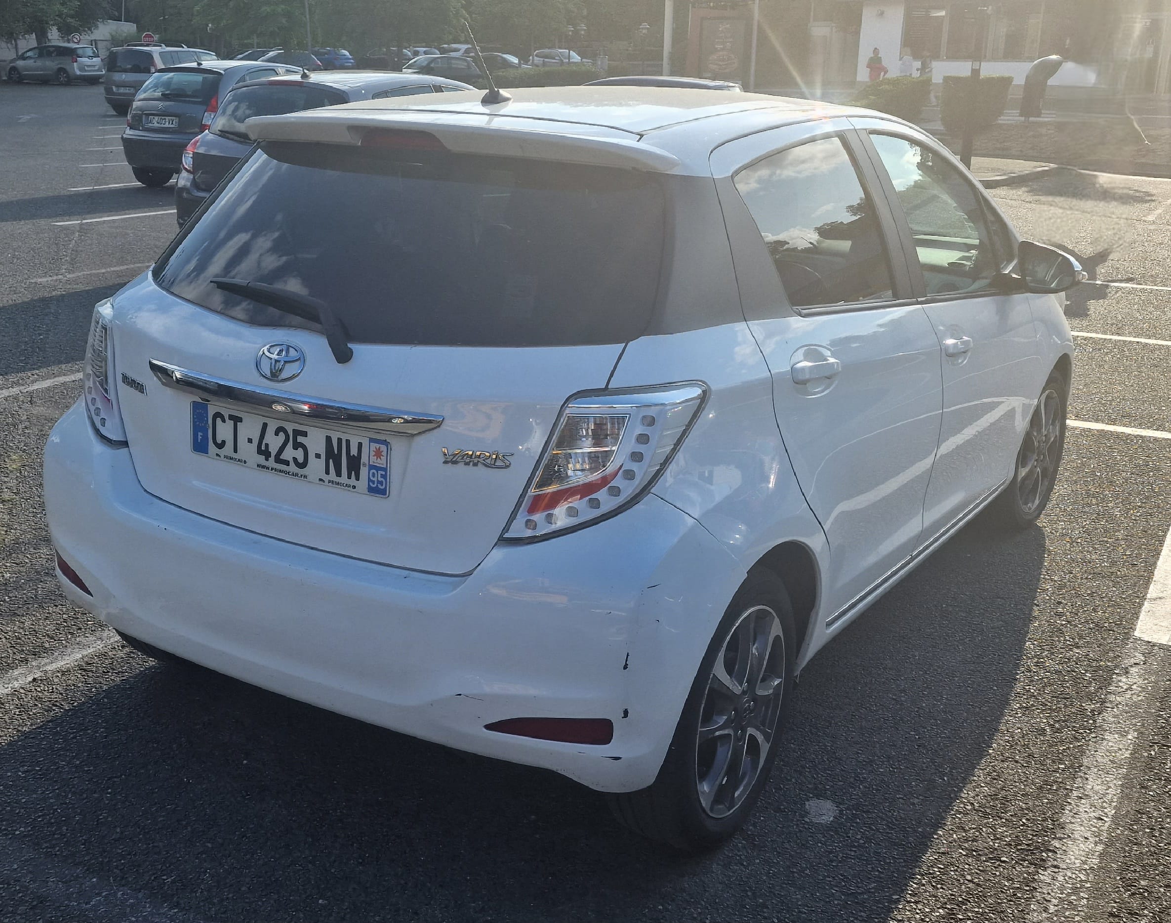 Toyota Yaris 1.3 vtti avec GPS