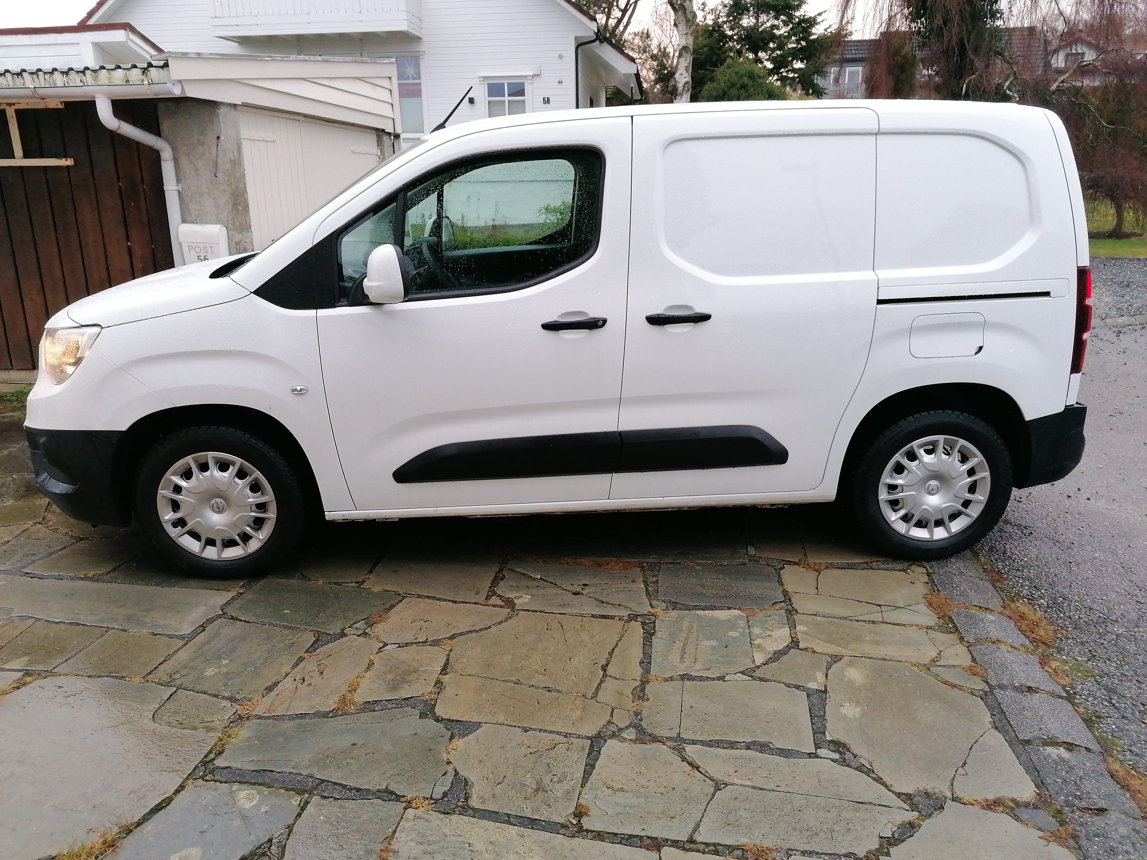Opel Combo with Cruise control