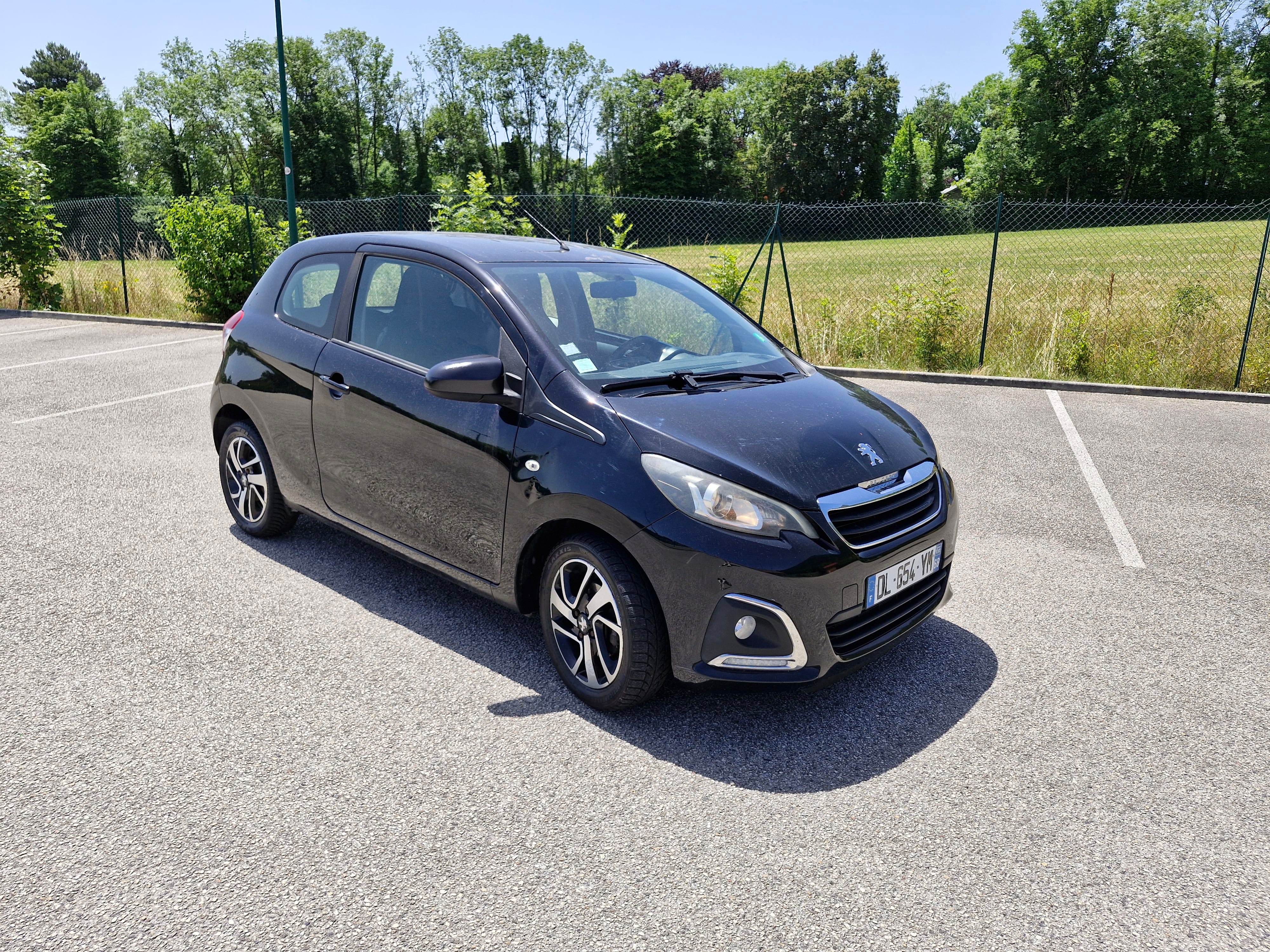 Peugeot 108 1.1 avec Apple CarPlay