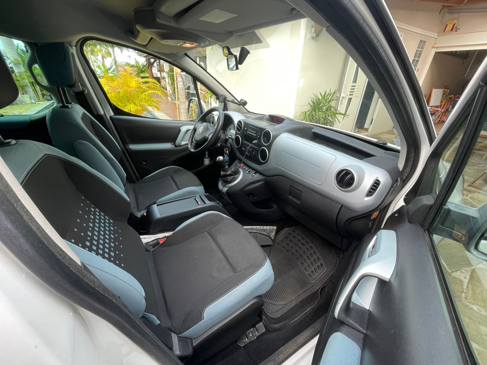 Citroen Berlingo Multispace 1.6hdi avec Siège bébé